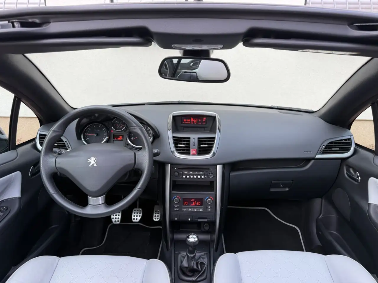 Peugeot 207 207 Coupé-Cabriolet — photo 15 sur 29
