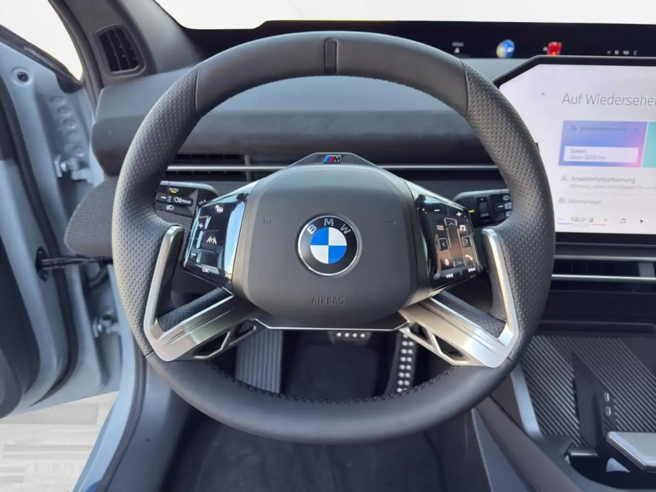 BMW iX3 2026 — фото 10