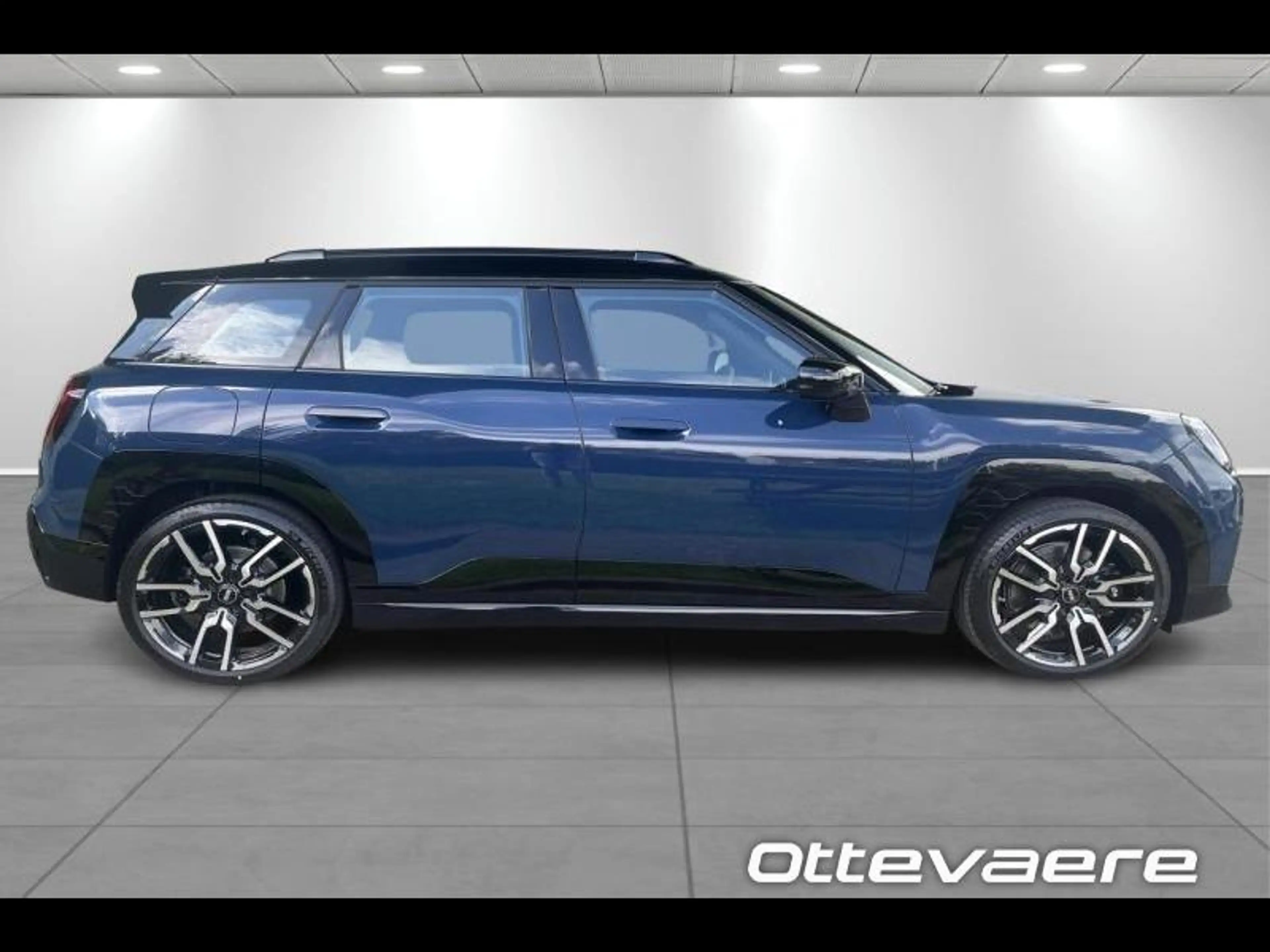 MINI Aceman SE 5d 160kW — photo 3
