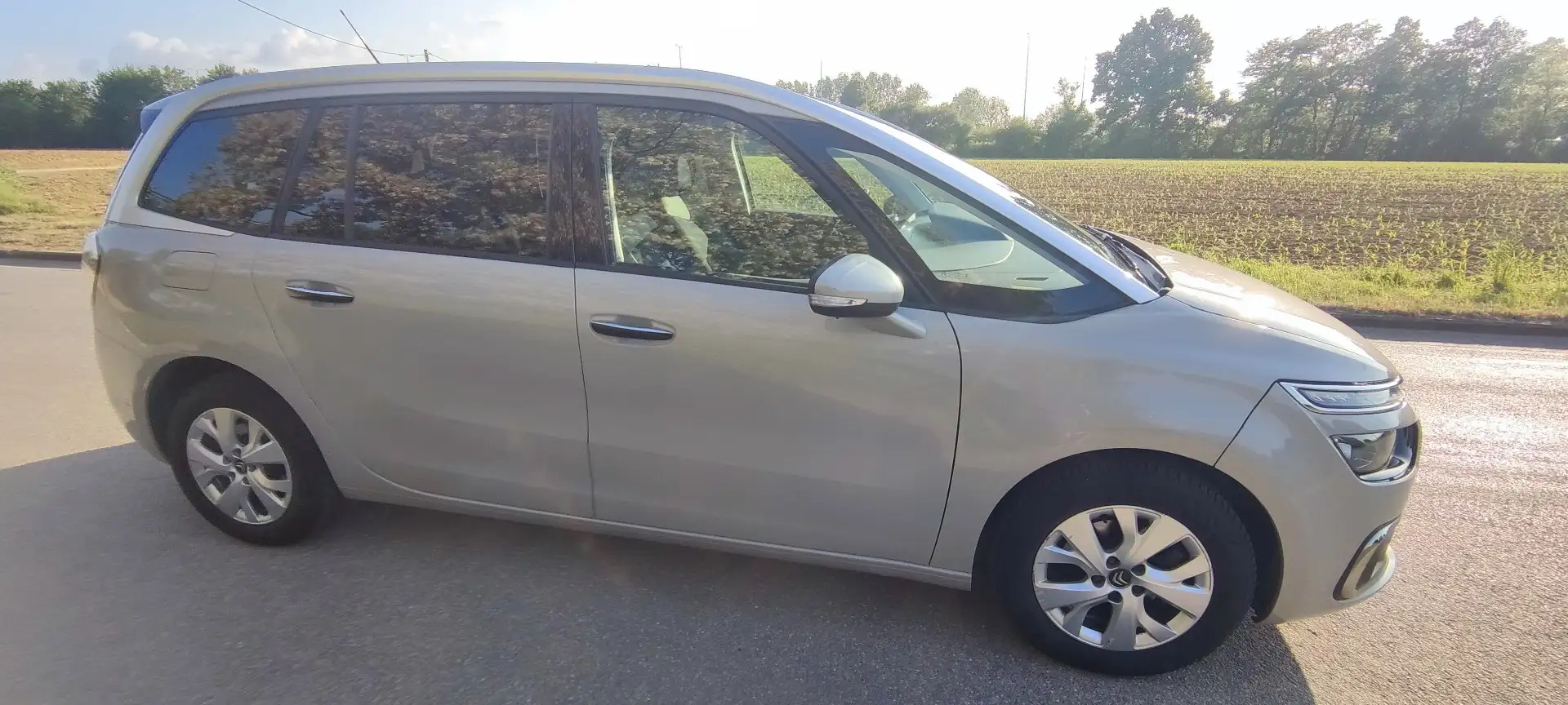 Citroen Grand C4 Picasso Nouveau moteur, embrayage, amortisseurs, pneus - 2