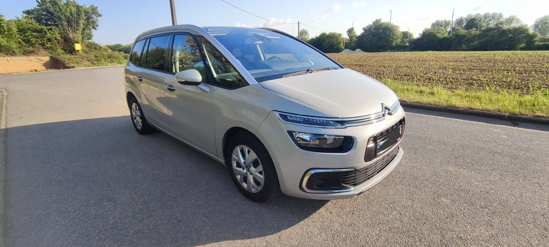Citroen Grand C4 Picasso Nouveau moteur, embrayage, amortisseurs, pneus - 1