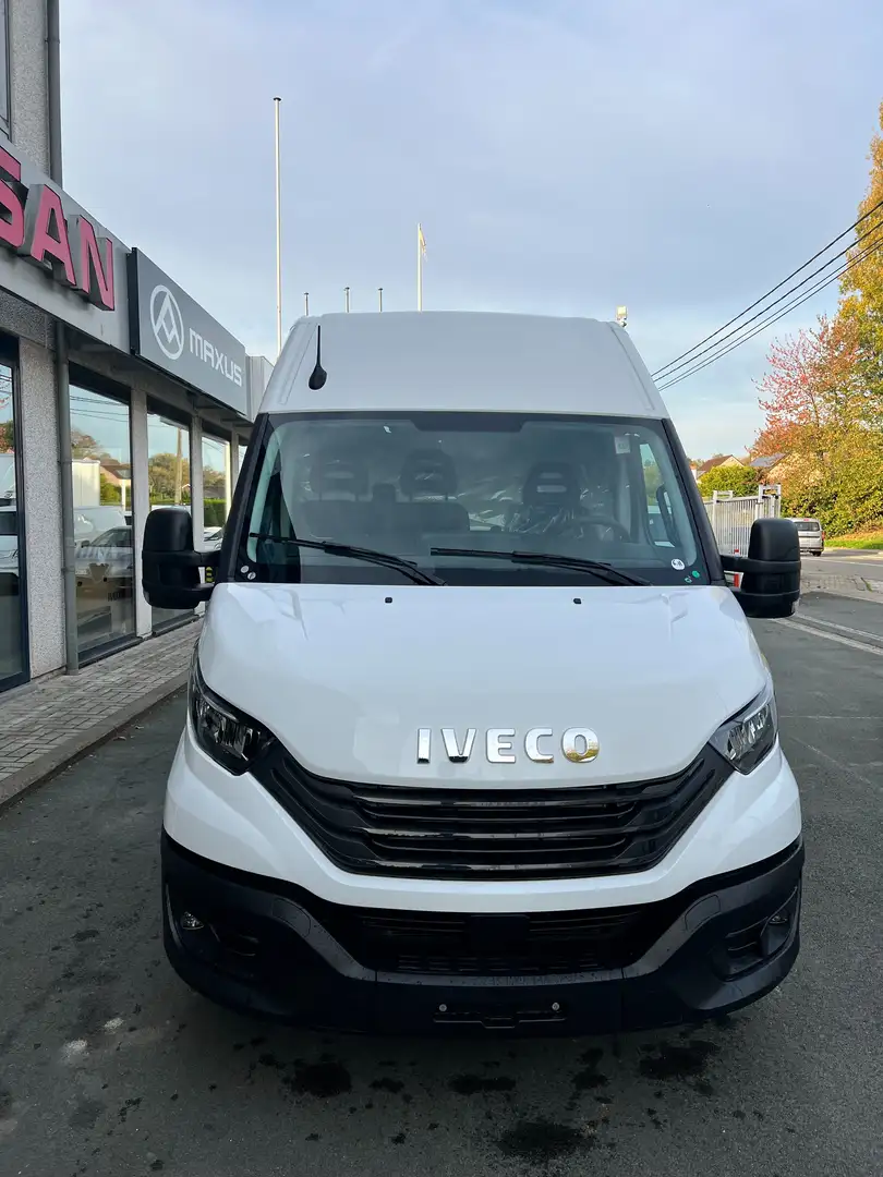 Iveco Daily 35S18HA8V Wit - 1