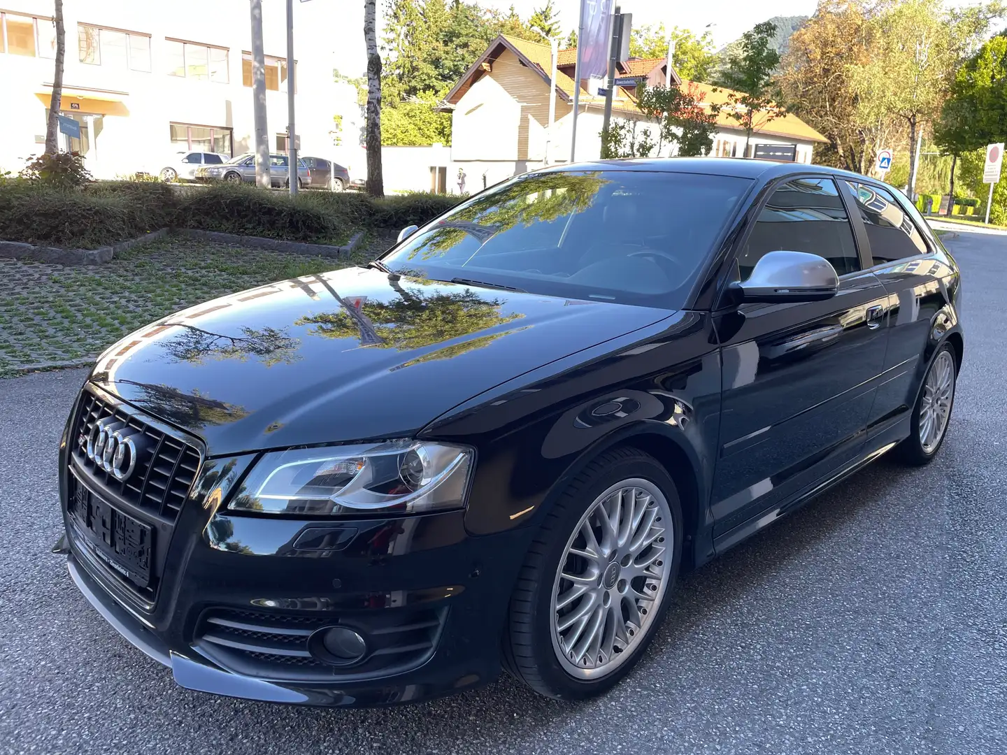 Audi S3 2.0 TFSI quattro Aut.,* Leder, Navi, Xenon,...* Schwarz - 2