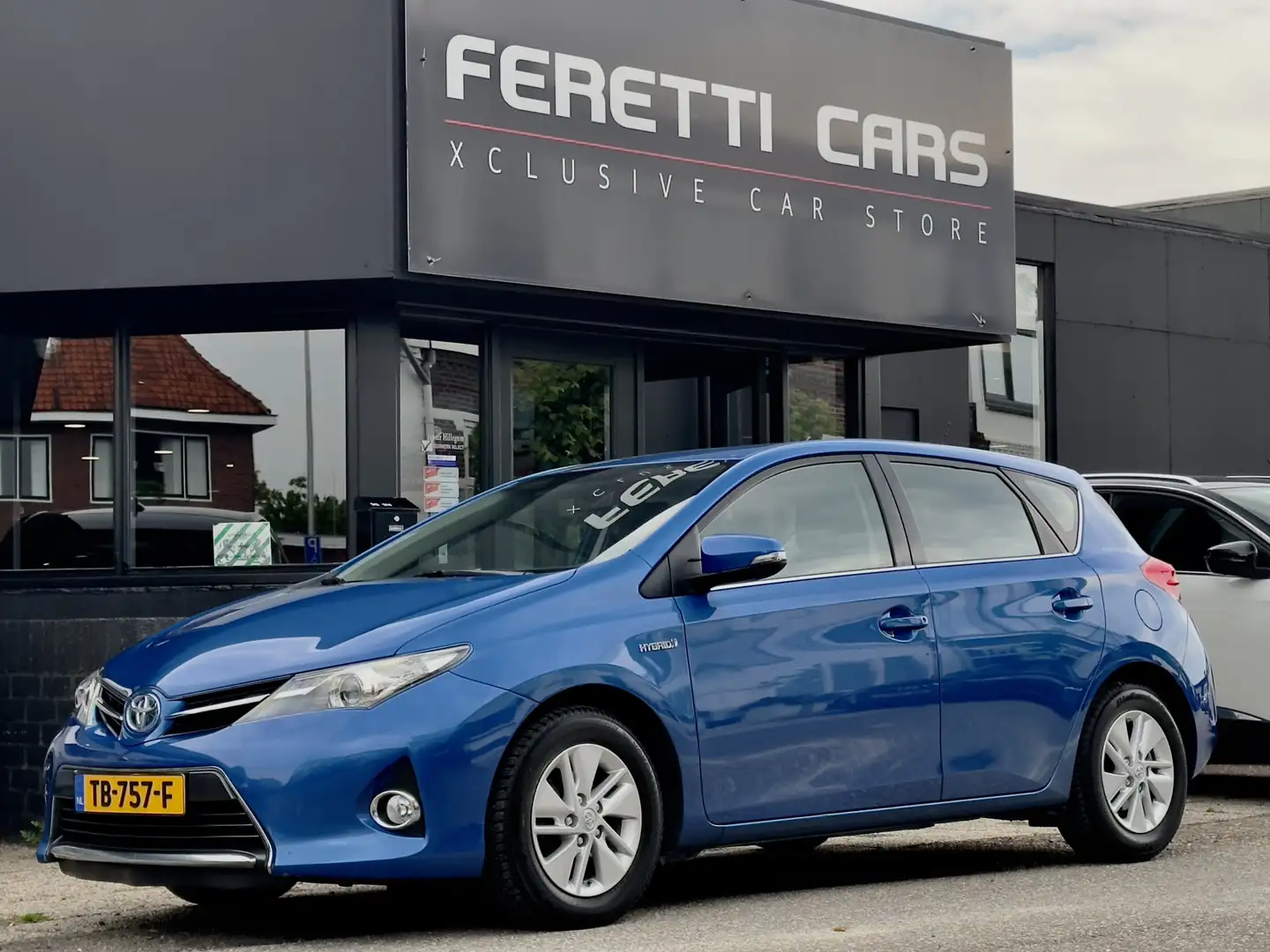 Toyota Auris 1.8 HYBRID ASPIRATION AUTOM NAVI CAMERA AIRC-ECC L Blau - 1