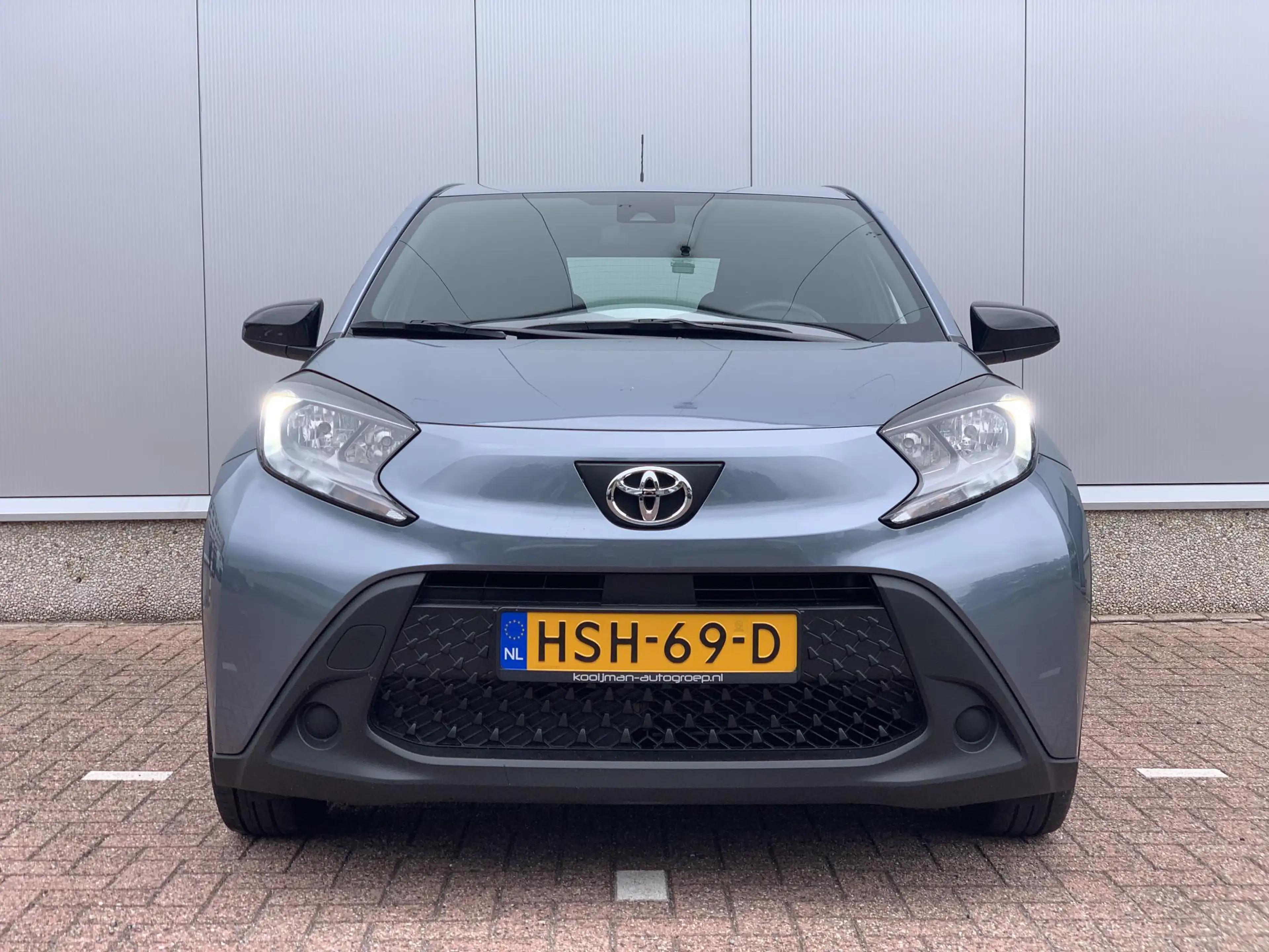 Toyota Aygo X 1.0 VVT-i MT Play — photo 3