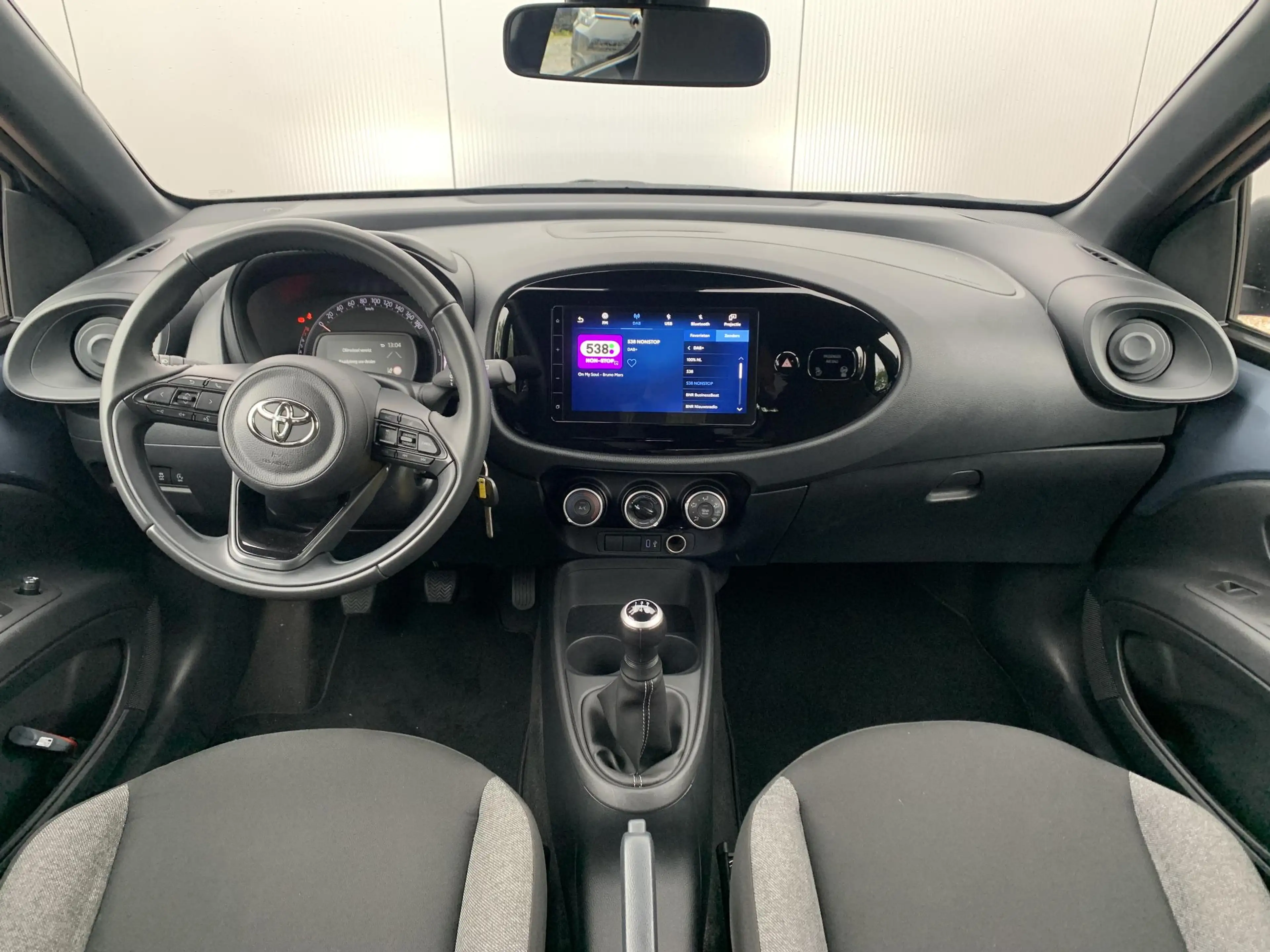 Toyota Aygo X 1.0 VVT-i MT Play — photo 9