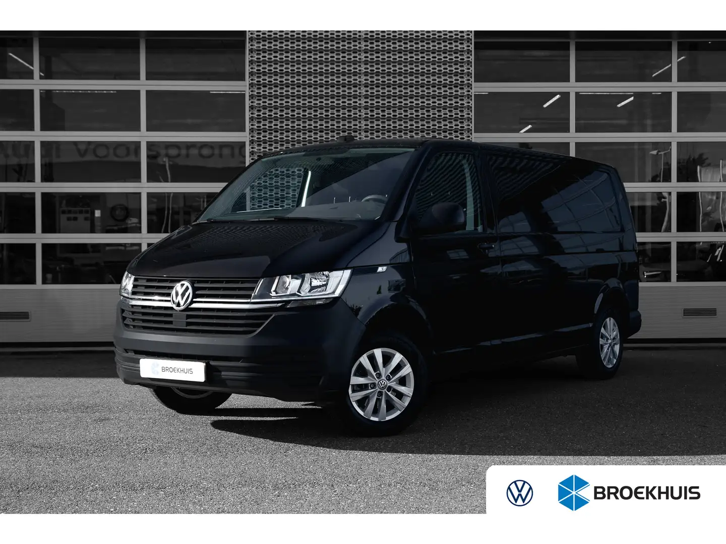 Volkswagen Transporter L2H1 150 PK DSG | Achterklep | Airbag bestuurder | Zwart - 1