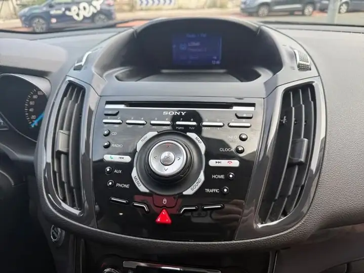 Ford Kuga 2.0 TDCi Titanium 4x4 Powershift (2014) 2013, foto 22