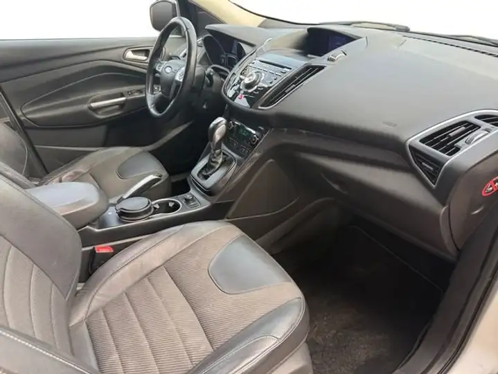 Ford Kuga 2.0 TDCi Titanium 4x4 Powershift (2014) 2013, foto 20