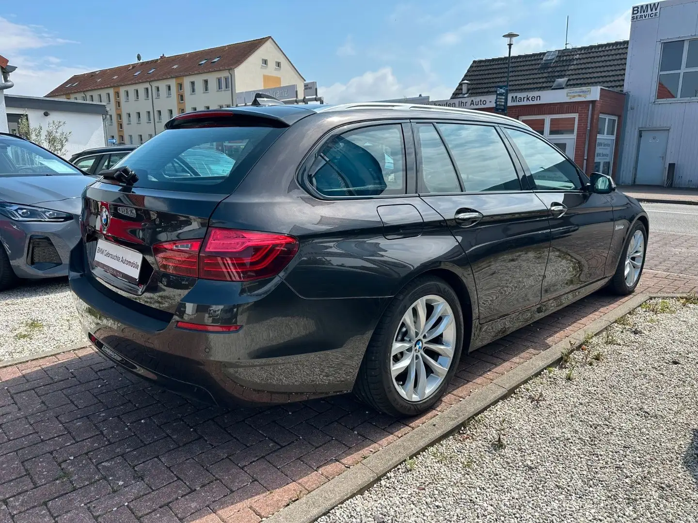 BMW 520 d*HUD*HIFI*PANORAMA*DRIVING ASSISTANT* Brun - 2