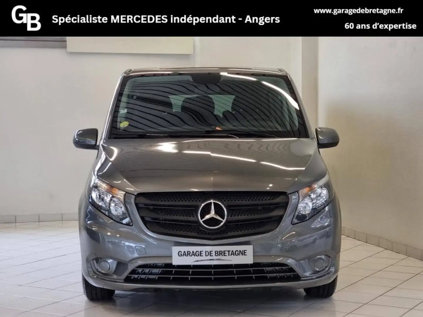 Mercedes-Benz Vito 116 CDI Long Pro 9G-TRONIC Gris - 2