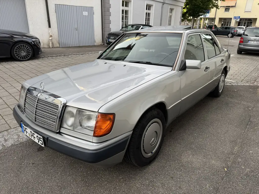 Mercedes-Benz E 230 1991 из Европы — купить под ключ