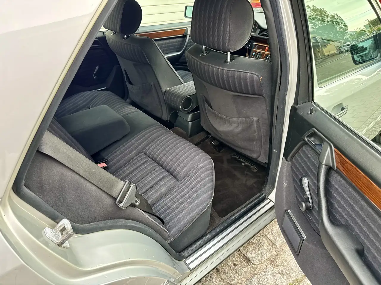 Mercedes-Benz E 230 W124 230 E Oldtimer, foto 9