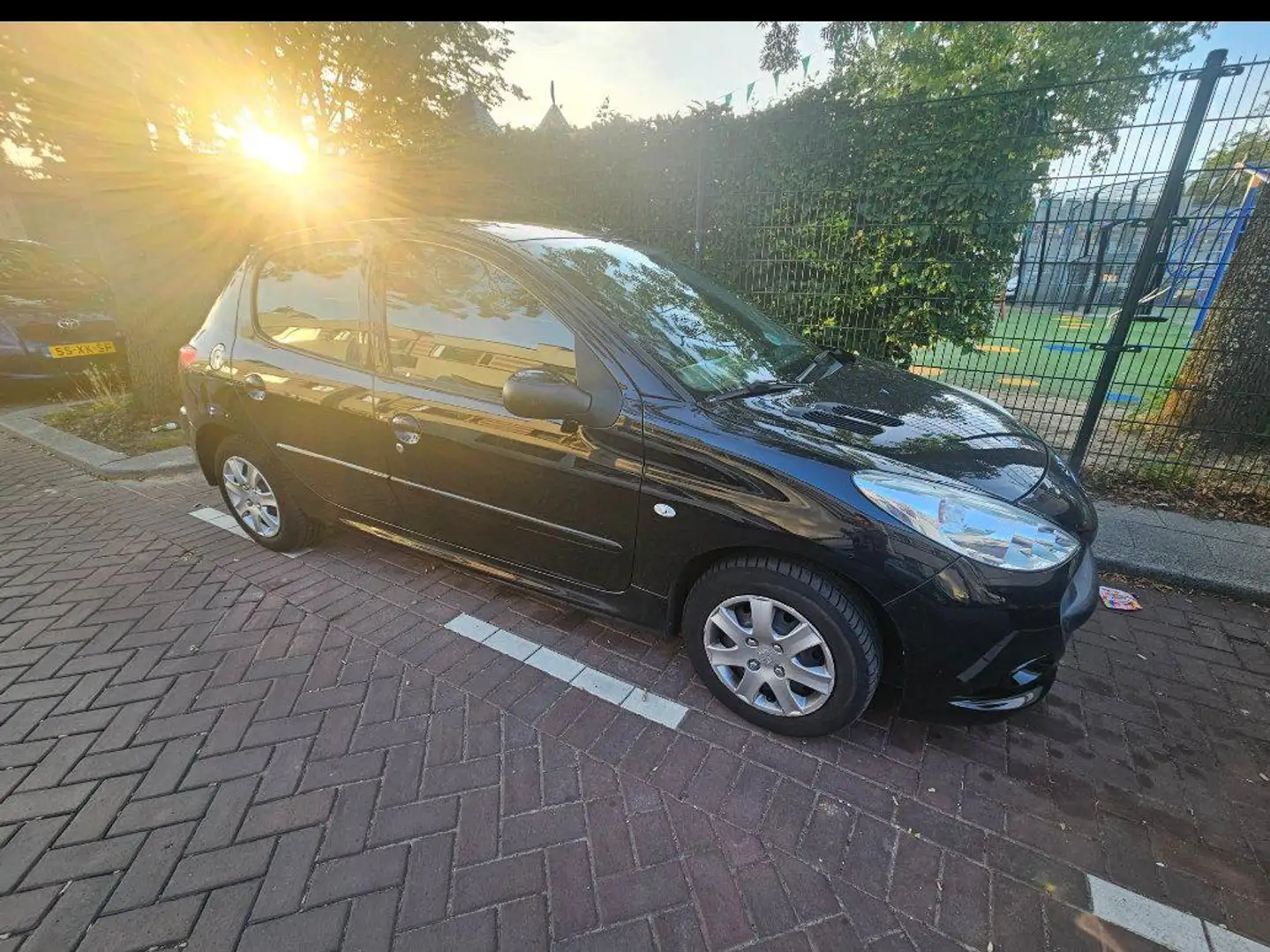 Peugeot 206 206 1.1 XR Zwart - 1