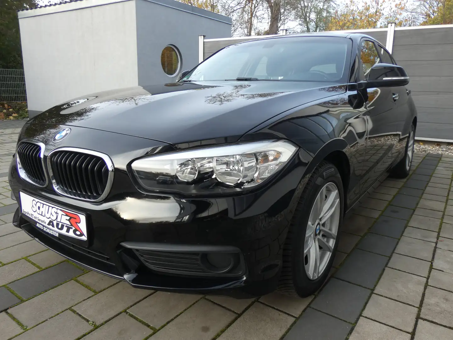BMW 118 118 i Schwarz - 2