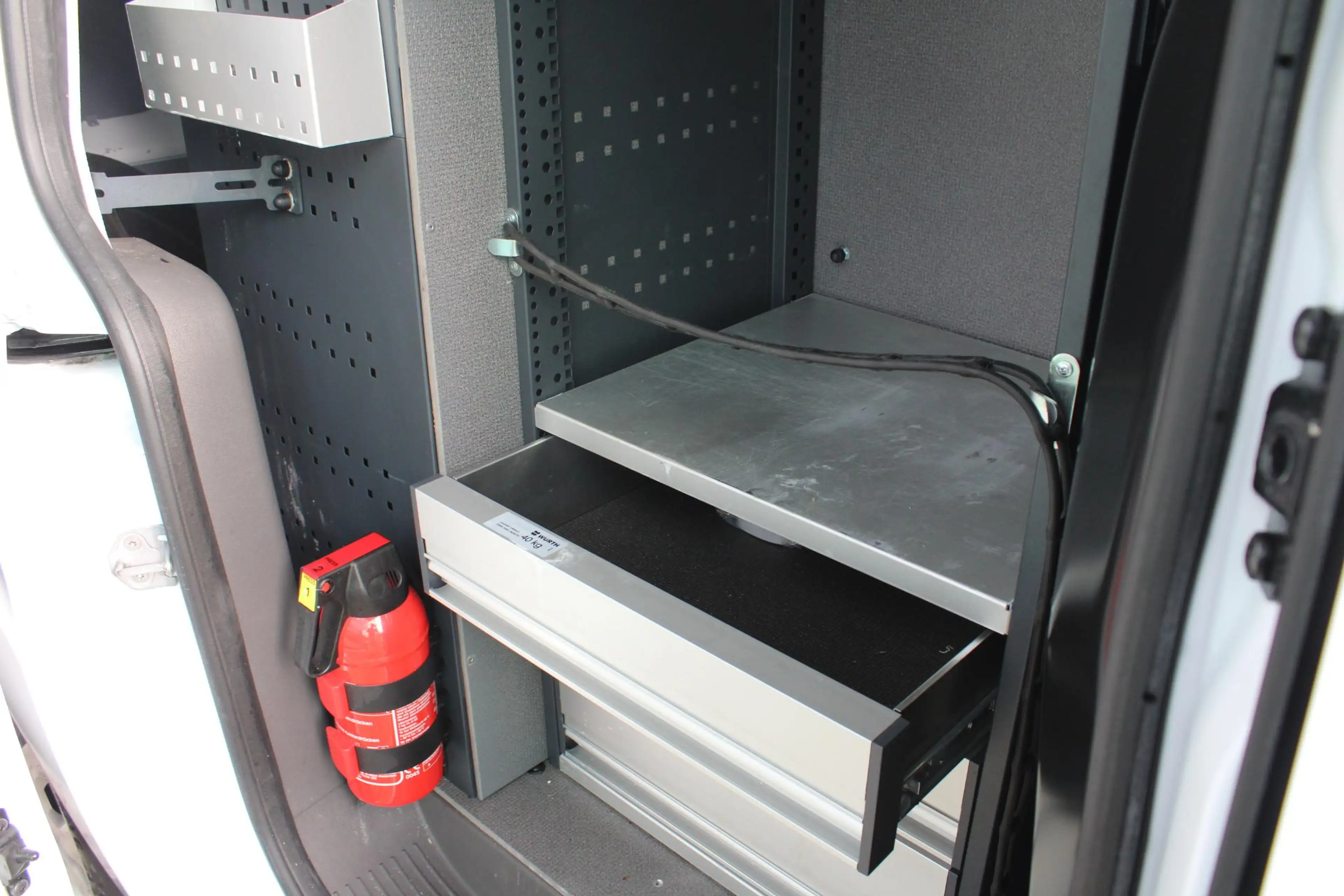 Ford Transit Connect 1.5 EcoBlue L2 Trend Volledig Ingerichte Laadruimt — photo 6