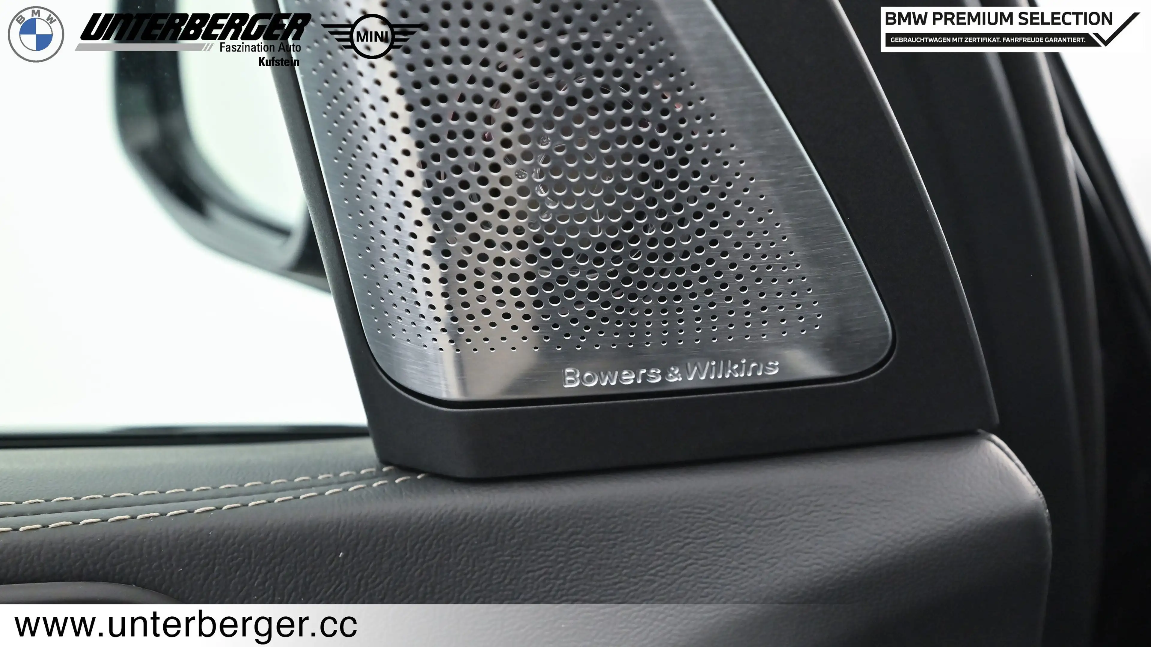 BMW X7 xDrive40d G07 B57 M Sportpaket B&W Surround — photo 12
