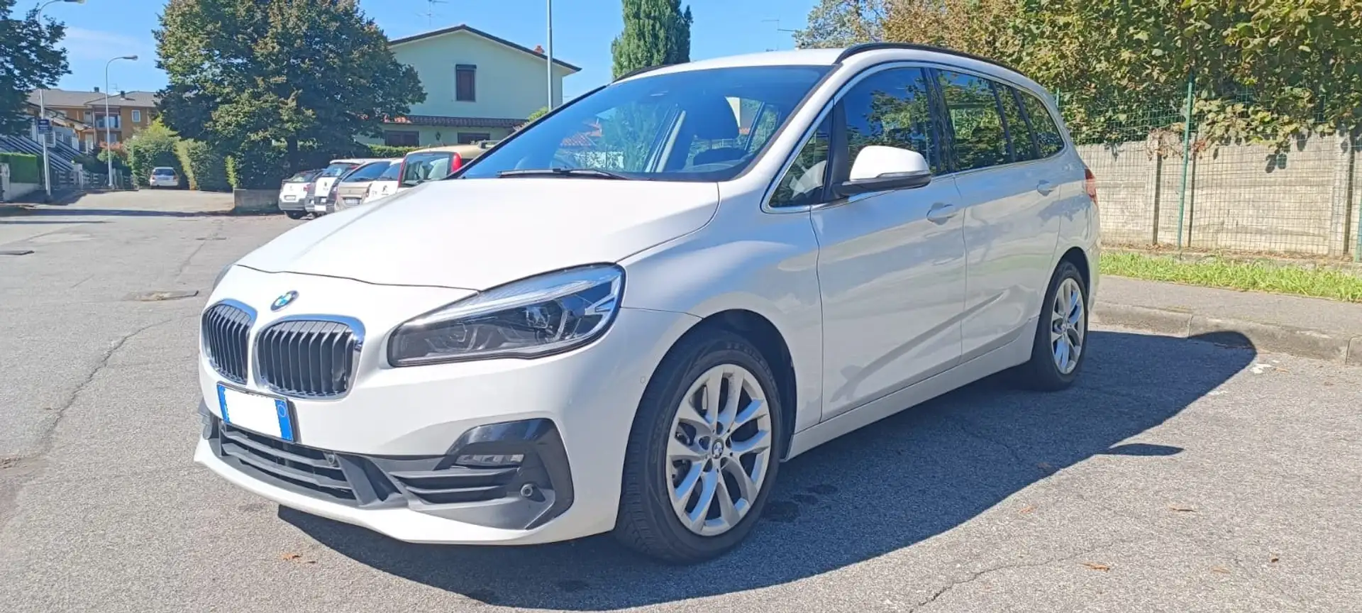 BMW 220 d Gran Tourer auto 7Posti Cruise Navi Fari LED Bianco - 1