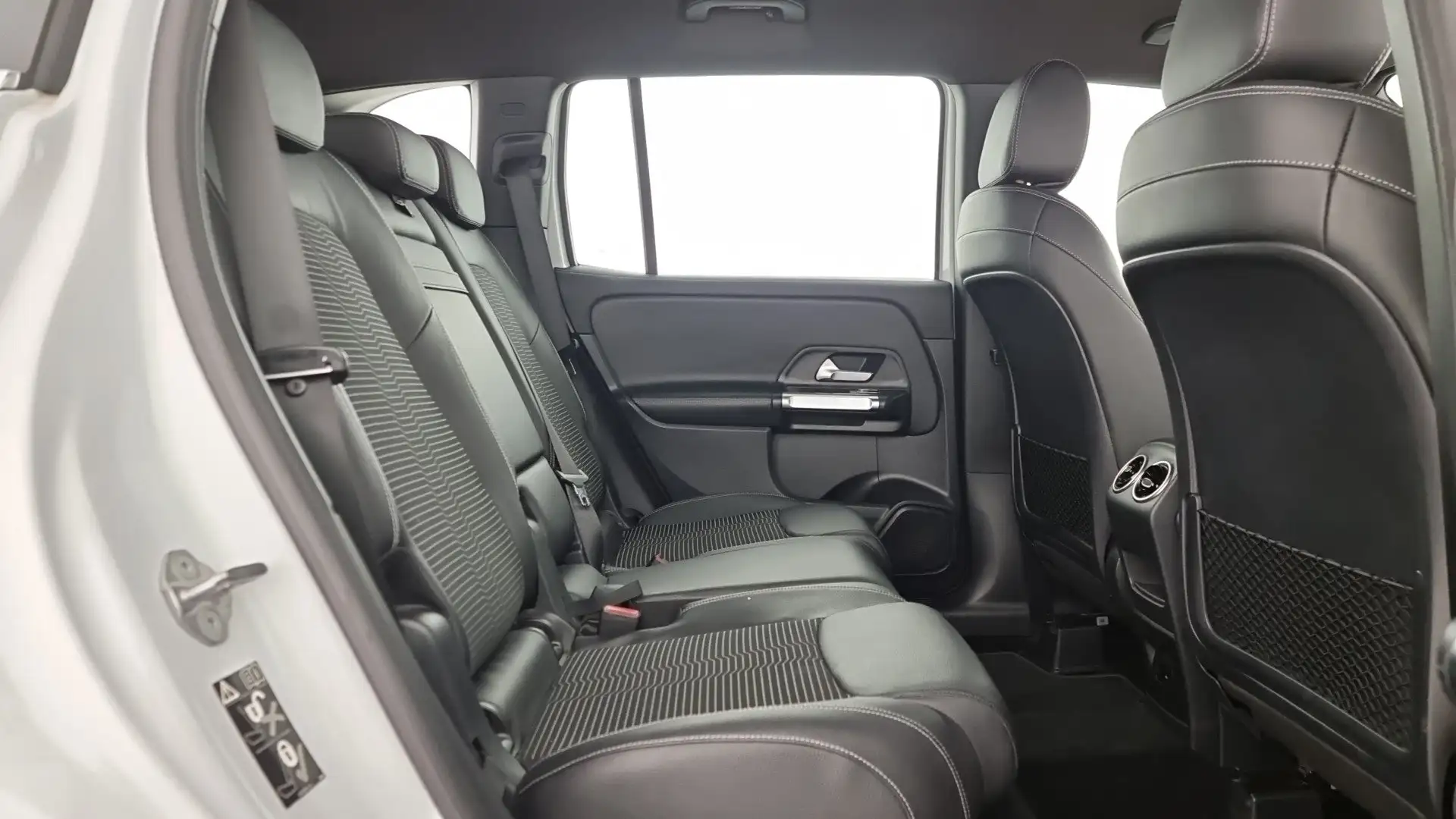 Mercedes-Benz GLB 220 220 d Automatic 4Matic Sport Bianco - 2