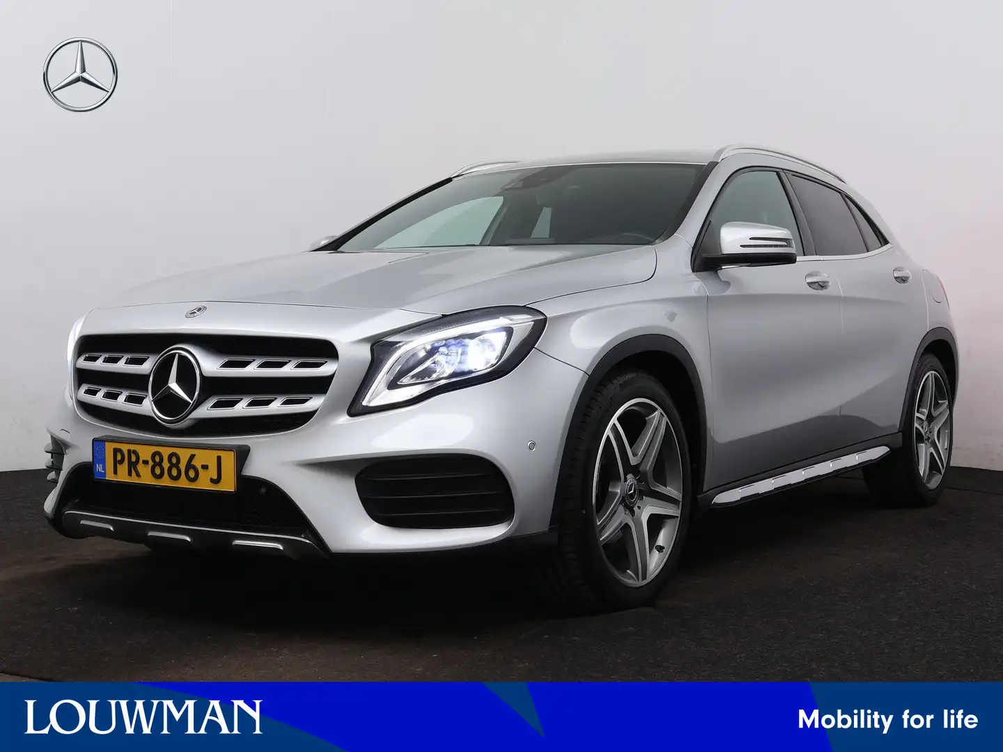 Mercedes-Benz GLA 180 Business Solution AMG | Lage Km Stand | AMG Line | Gris - 1