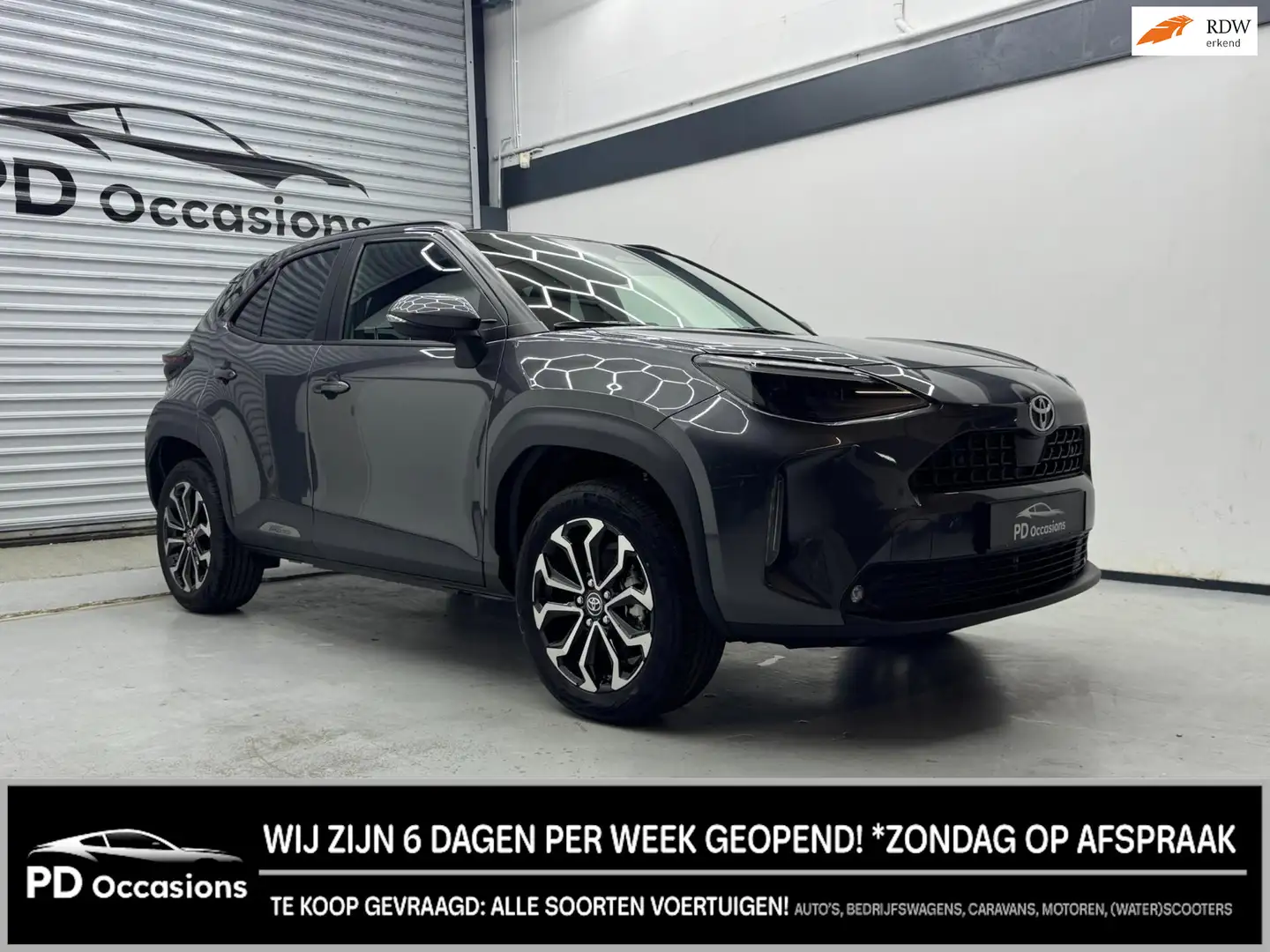 Toyota Yaris Cross 1.5 Hybrid 130PK First Edition - Winter pakket - C Grijs - 1