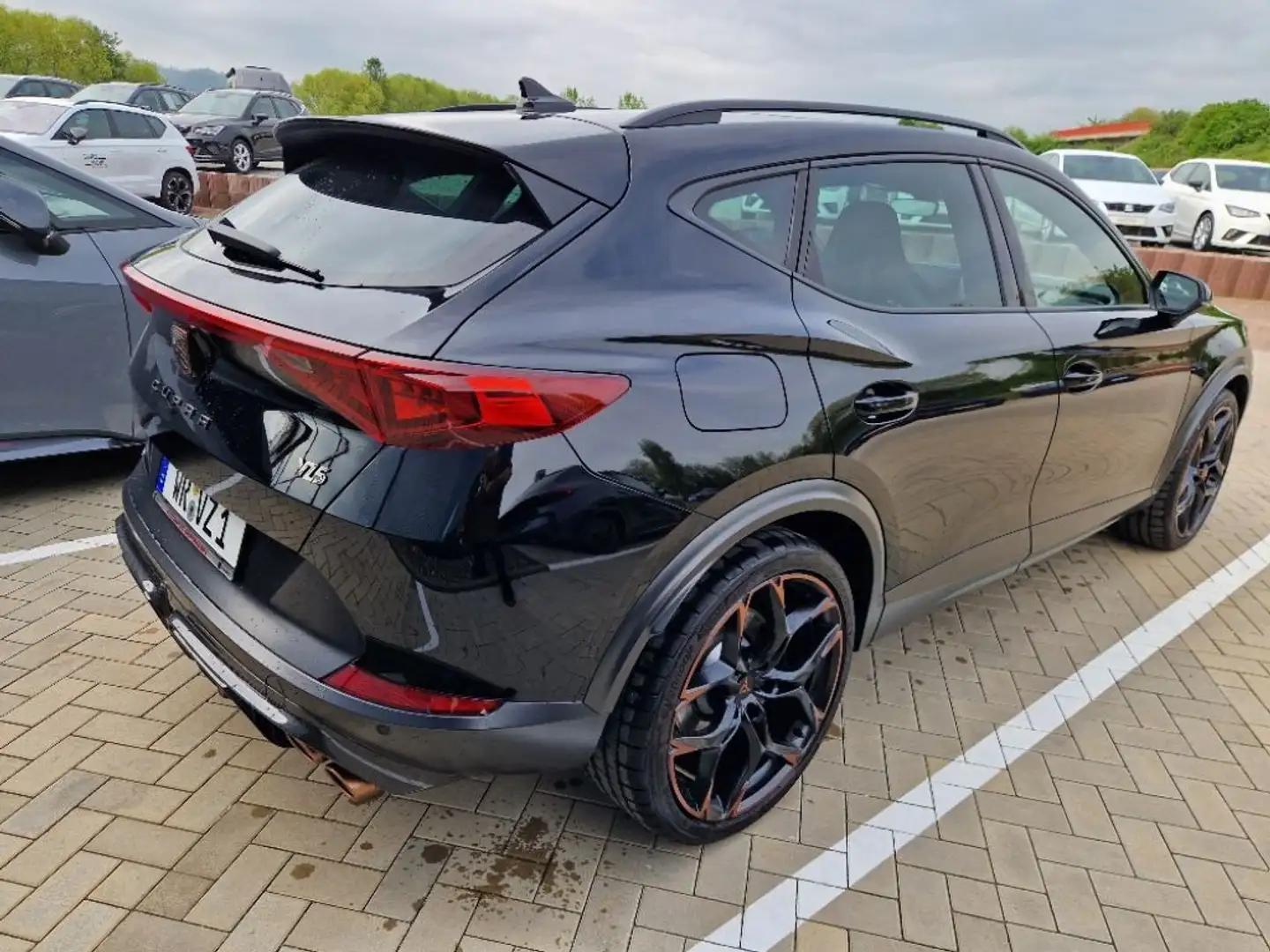 CUPRA Formentor VZ5 Allrad+DSG+Matrix+Leder+Navi+uvm. Schwarz - 2