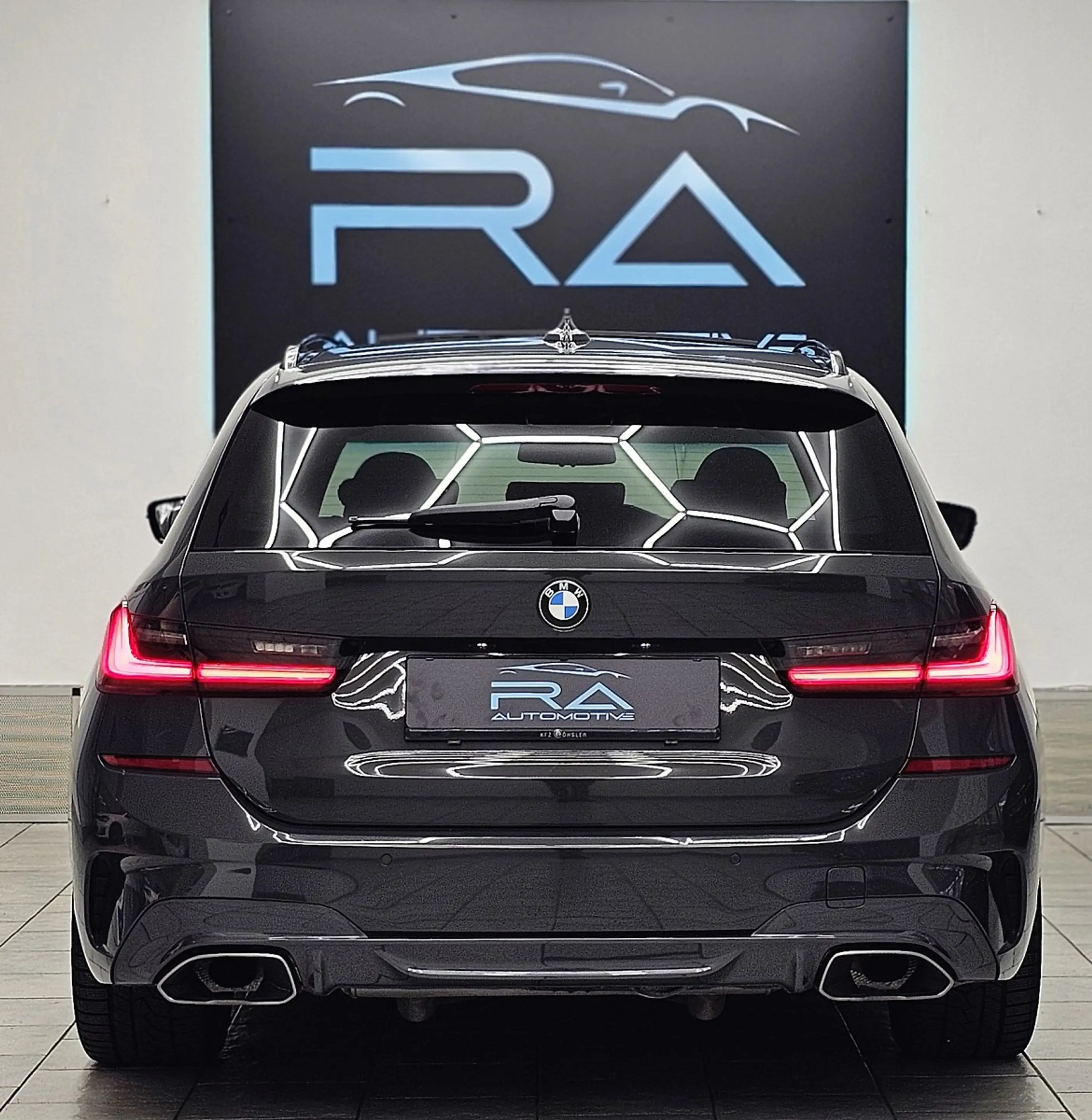 BMW 340 M340 xDrive Touring 48 V Mild-Hybrid-Technologi... — photo 8