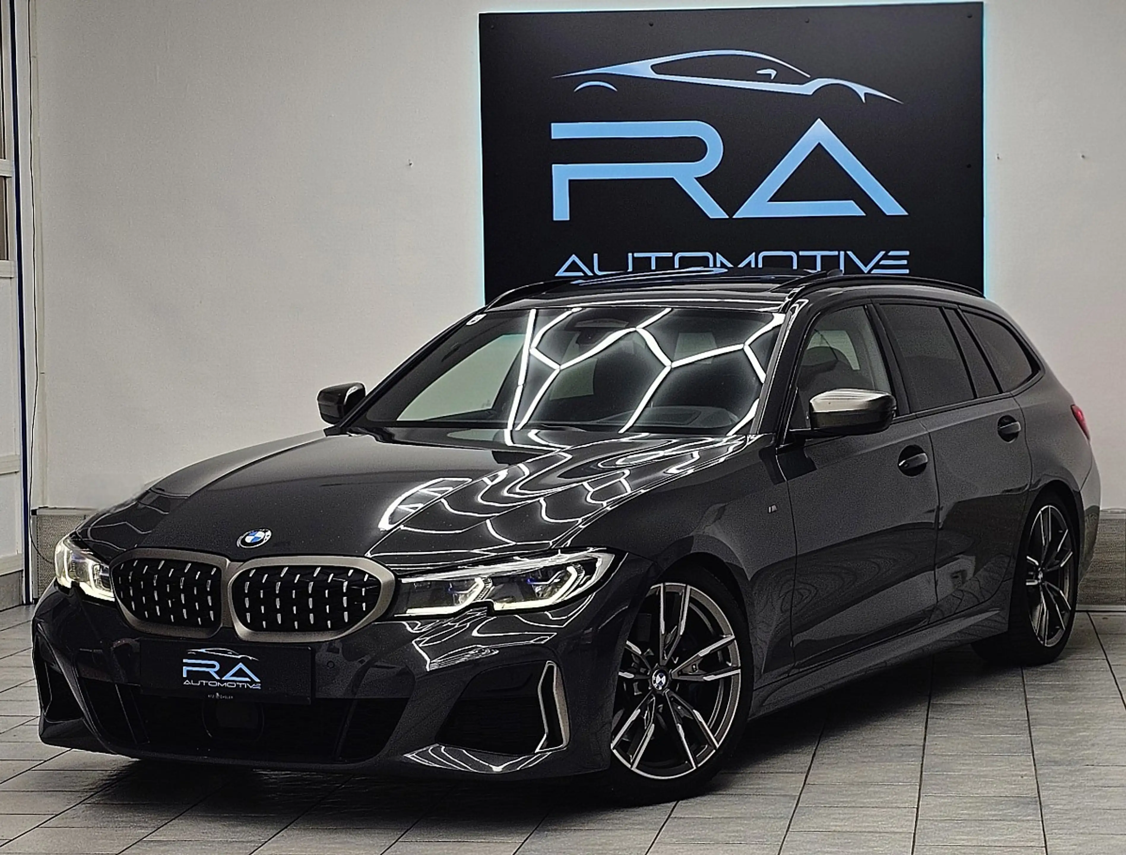 BMW 340 M340 xDrive Touring 48 V Mild-Hybrid-Technologi... — photo 3