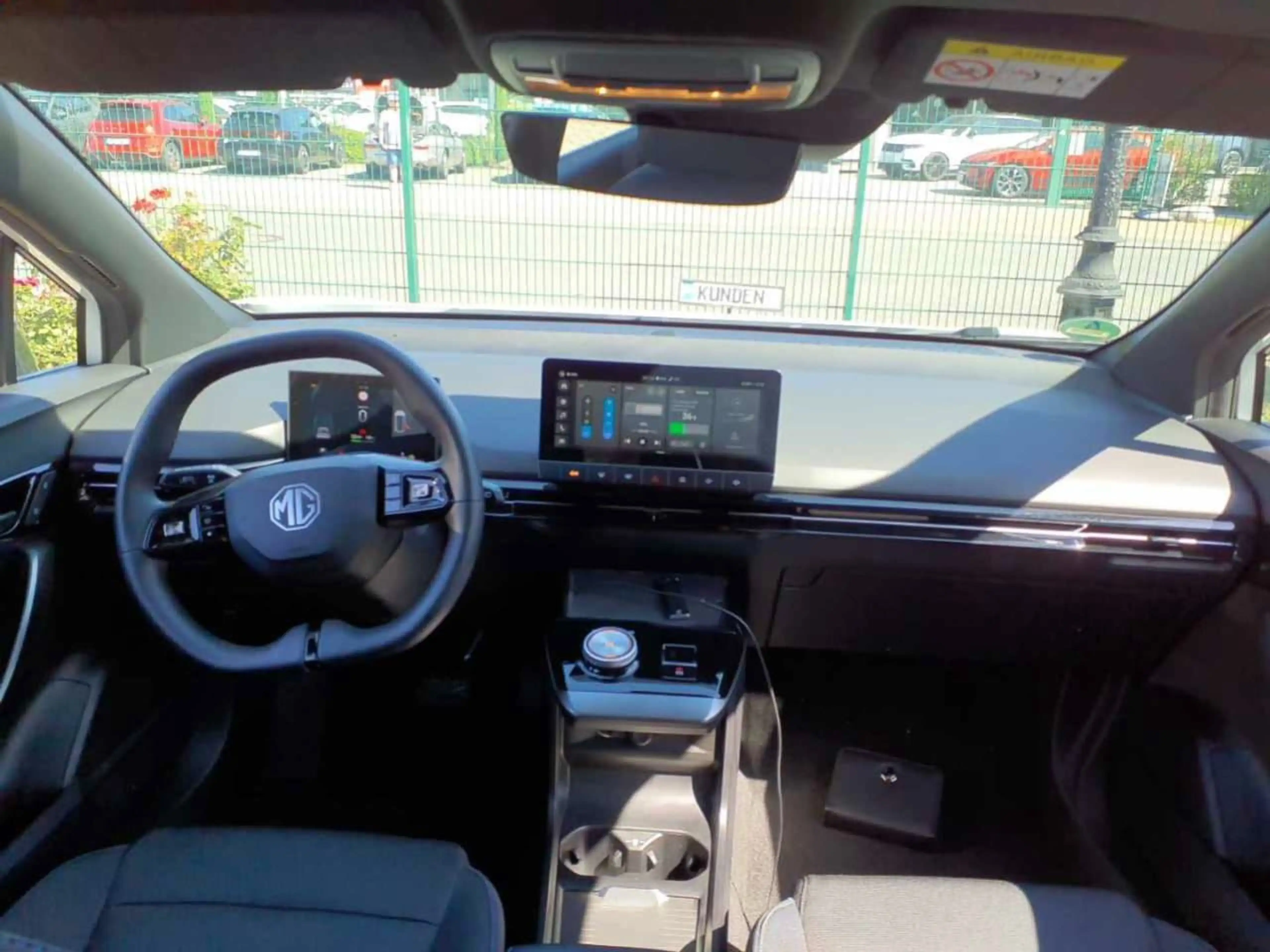 MG MG4 125 kW Standard 51 kWh ACC BLIS LED Lane AUT Klima — photo 6