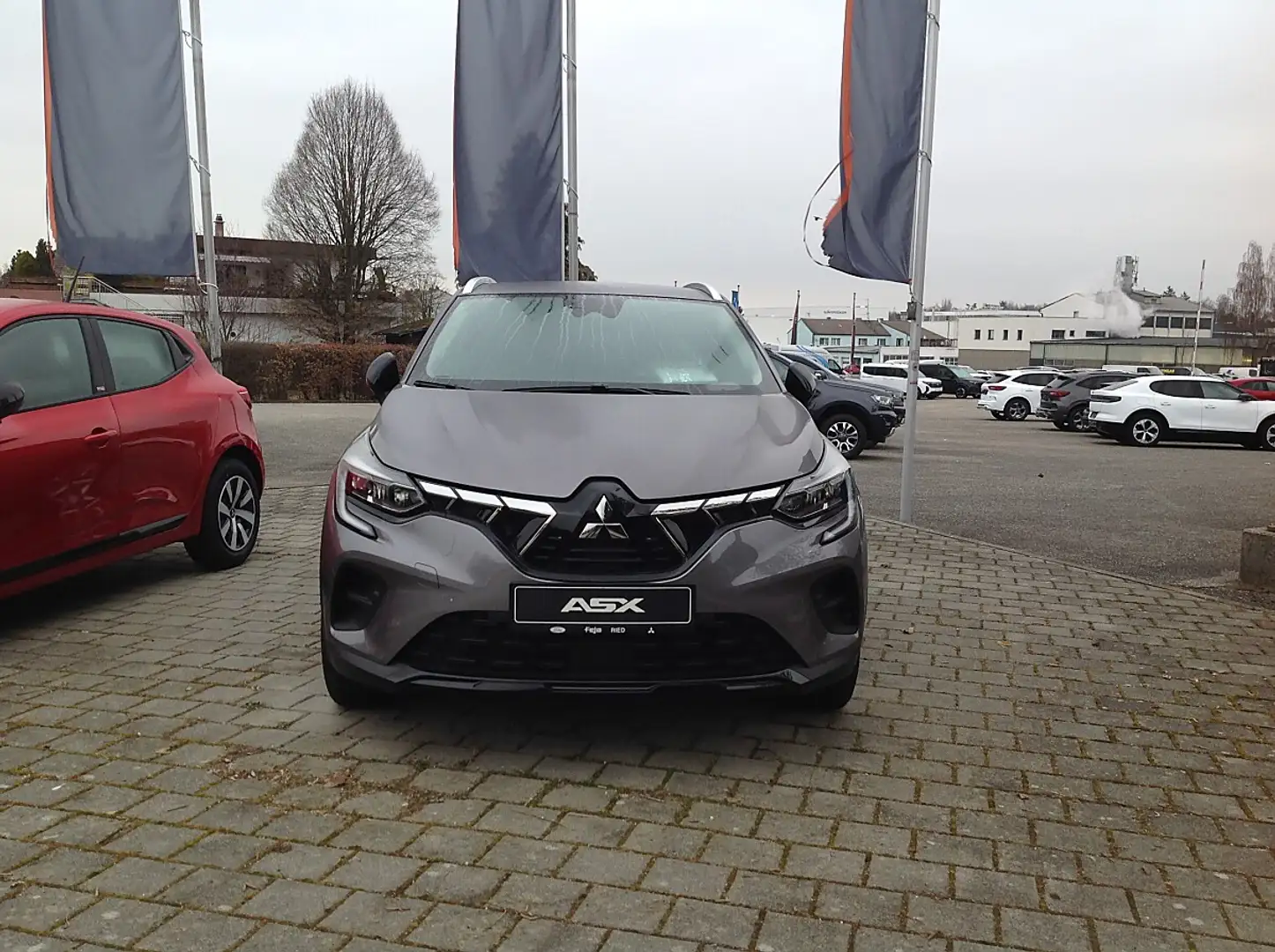 Mitsubishi ASX 1,6 MPI HEV Invite AKTION Grau - 2