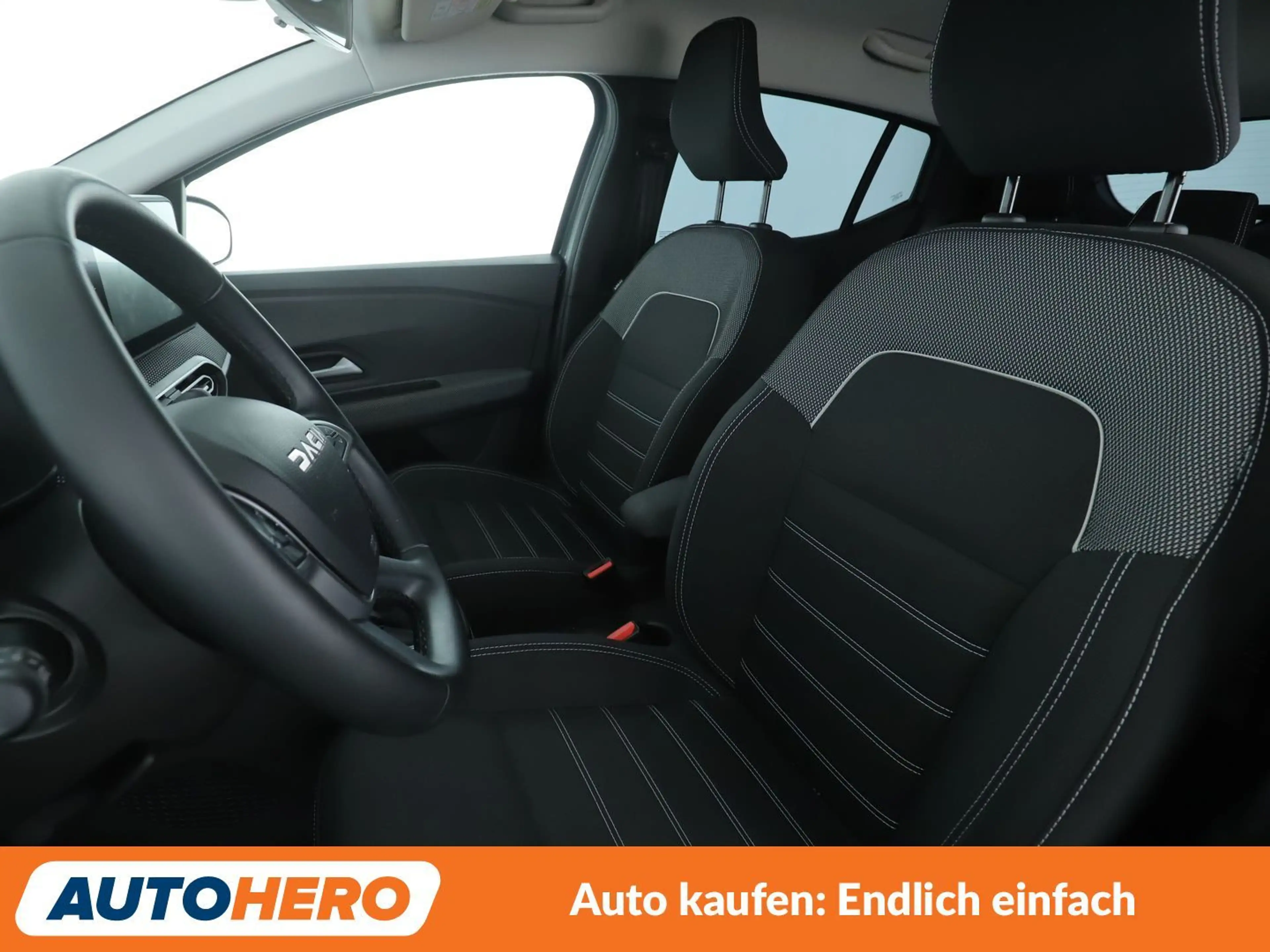 Dacia Sandero 1.0 TCe Expression*NAVI*TEMPO*PDC*SHZ*KLIMA* — photo 10