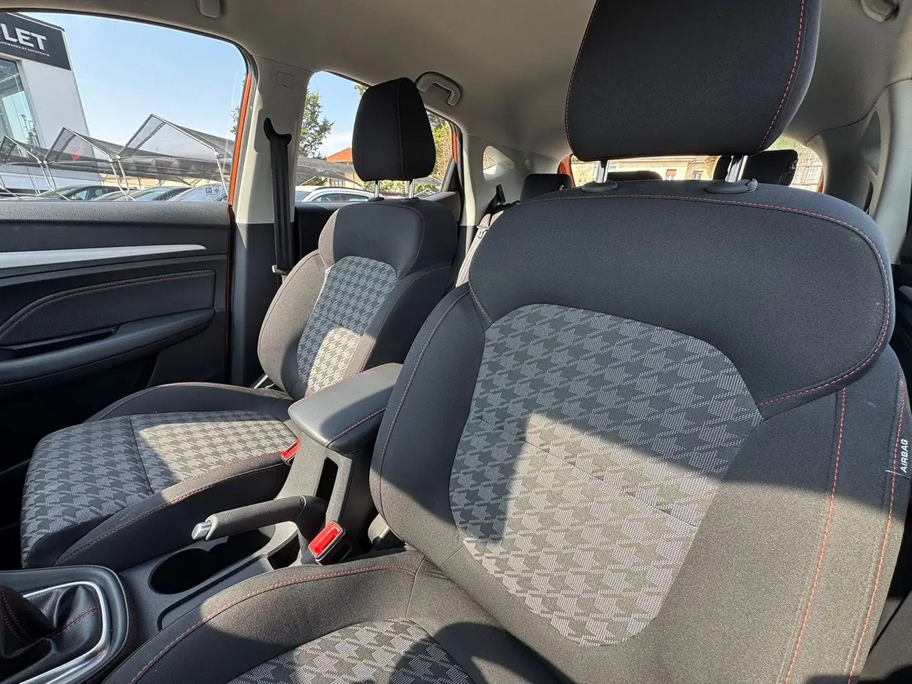 MG ZS 2024 1.5 Classic Comfort 11