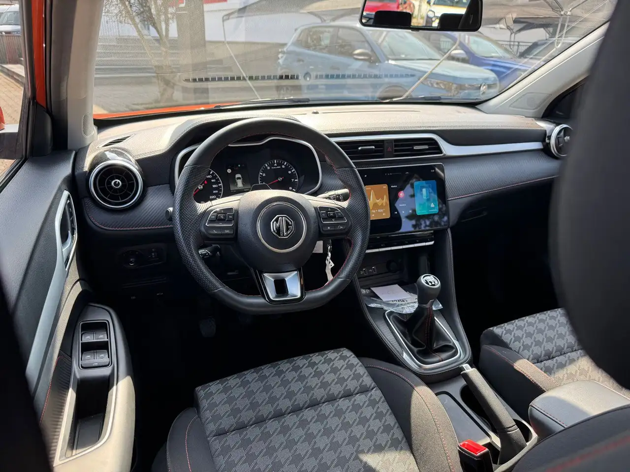 MG ZS 2024 1.5 Classic Comfort 10