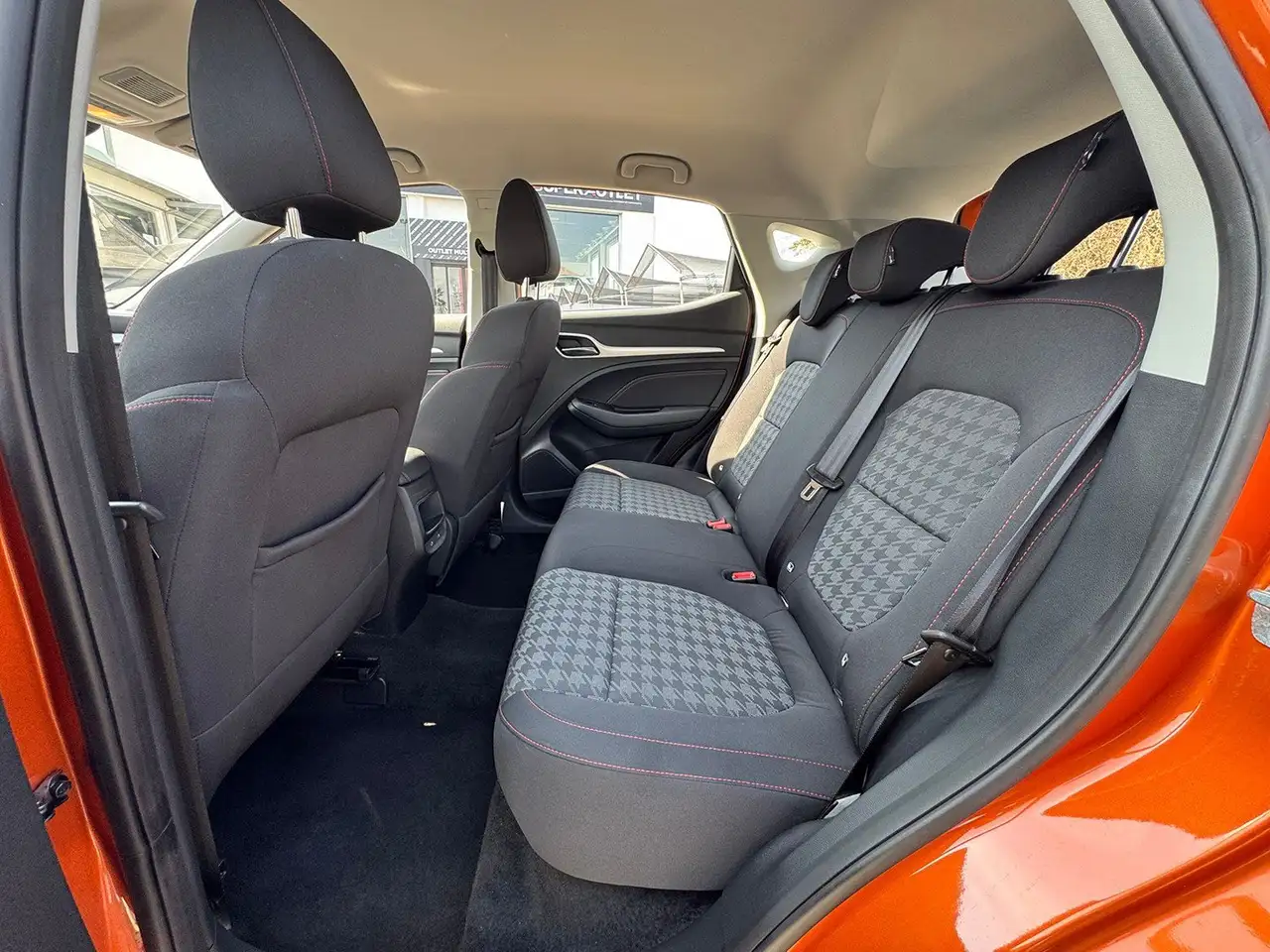 MG ZS 2024 1.5 Classic Comfort 6