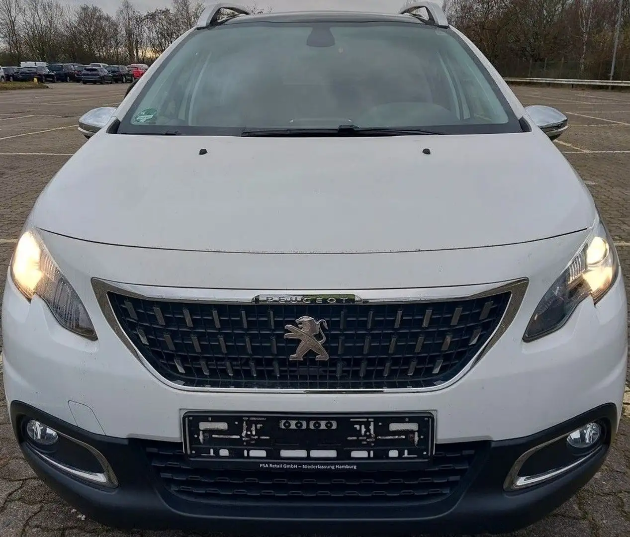 Peugeot 2008 1,2i Klima SHZ P-Dach Start/Stop W/S-Reifen Wit - 2