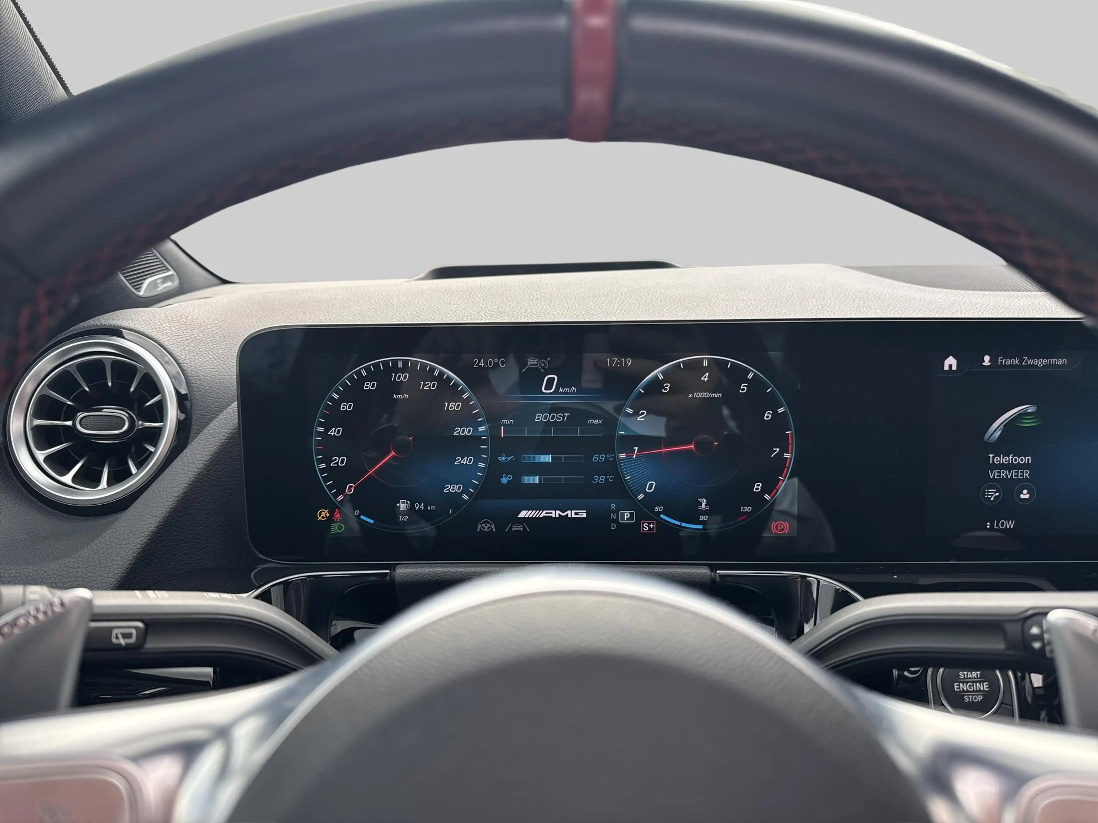 Mercedes-Benz GLA 35 AMG 4MATIC — photo 15