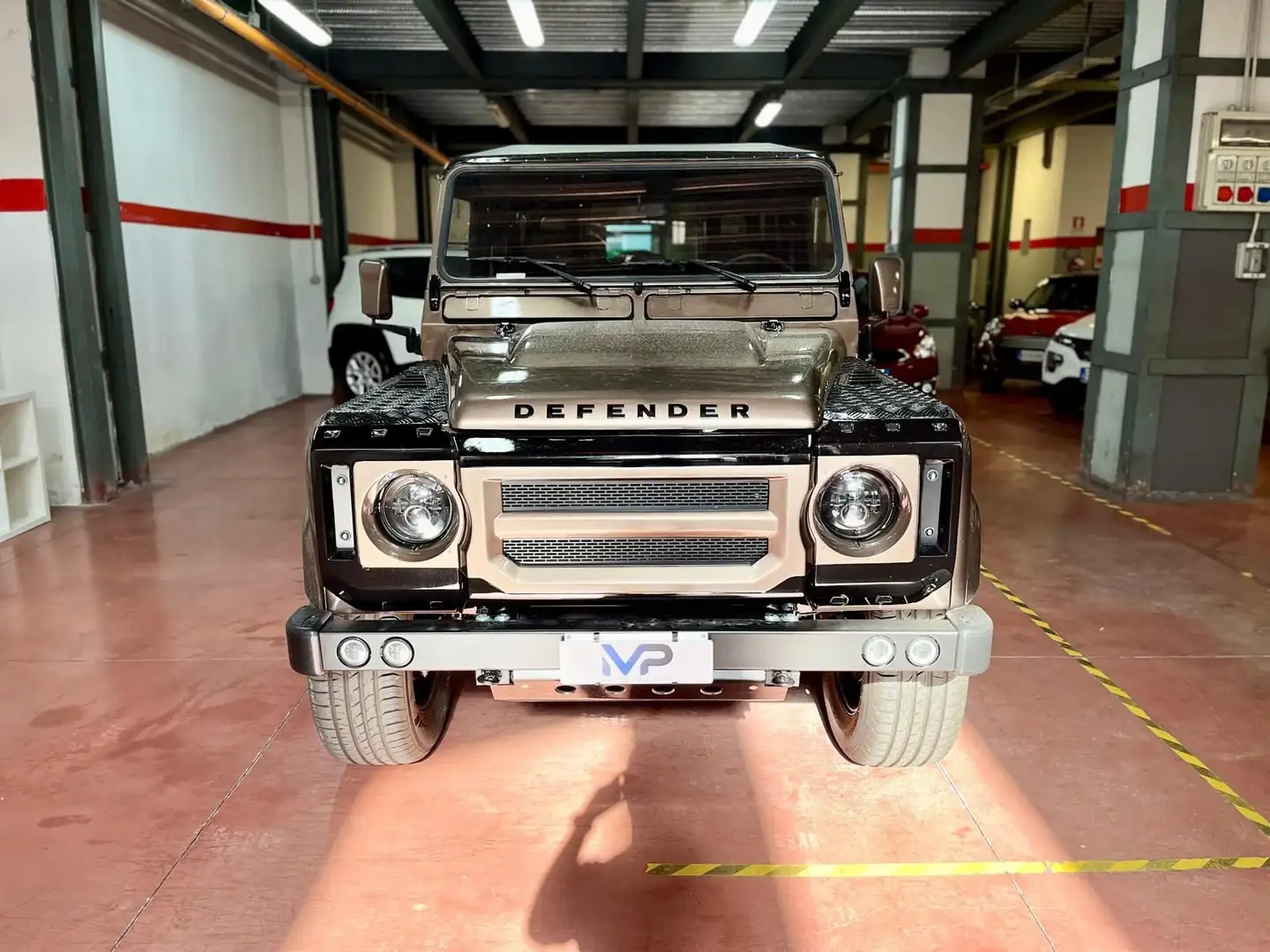 Land Rover Defender Defender 110 2.5 Tdi ASI 9 posti Station Wagon Bronz - 2