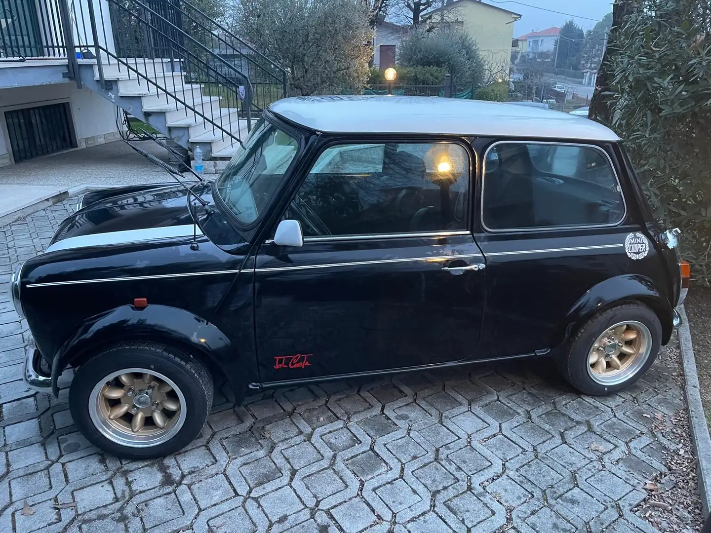 Rover MINI 1.3 Sports-Pack Schwarz - 2