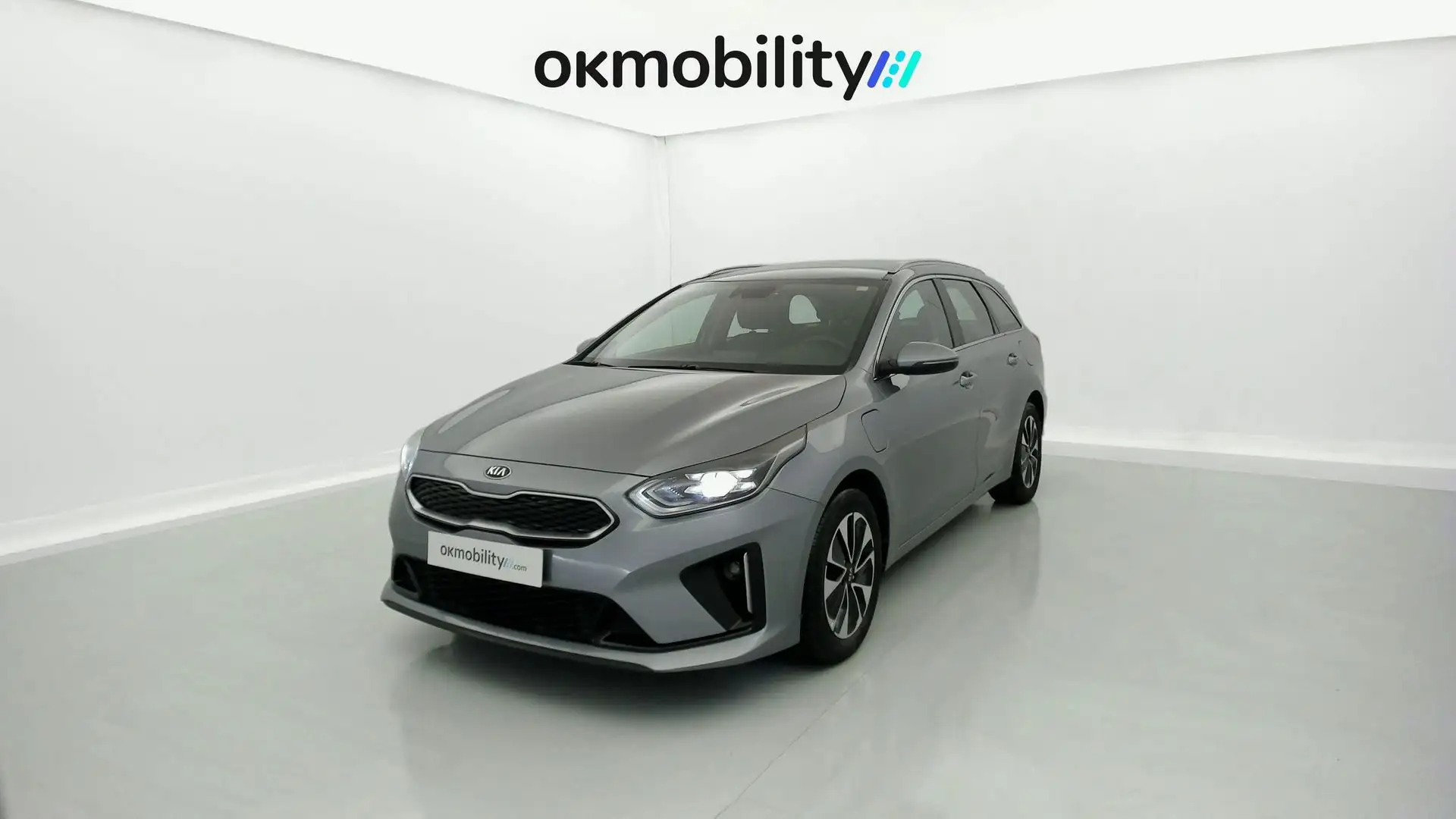 Kia Ceed / cee'd Tourer 1.0 T-GDi Eco-Dynamics Drive 120 Plateado - 1