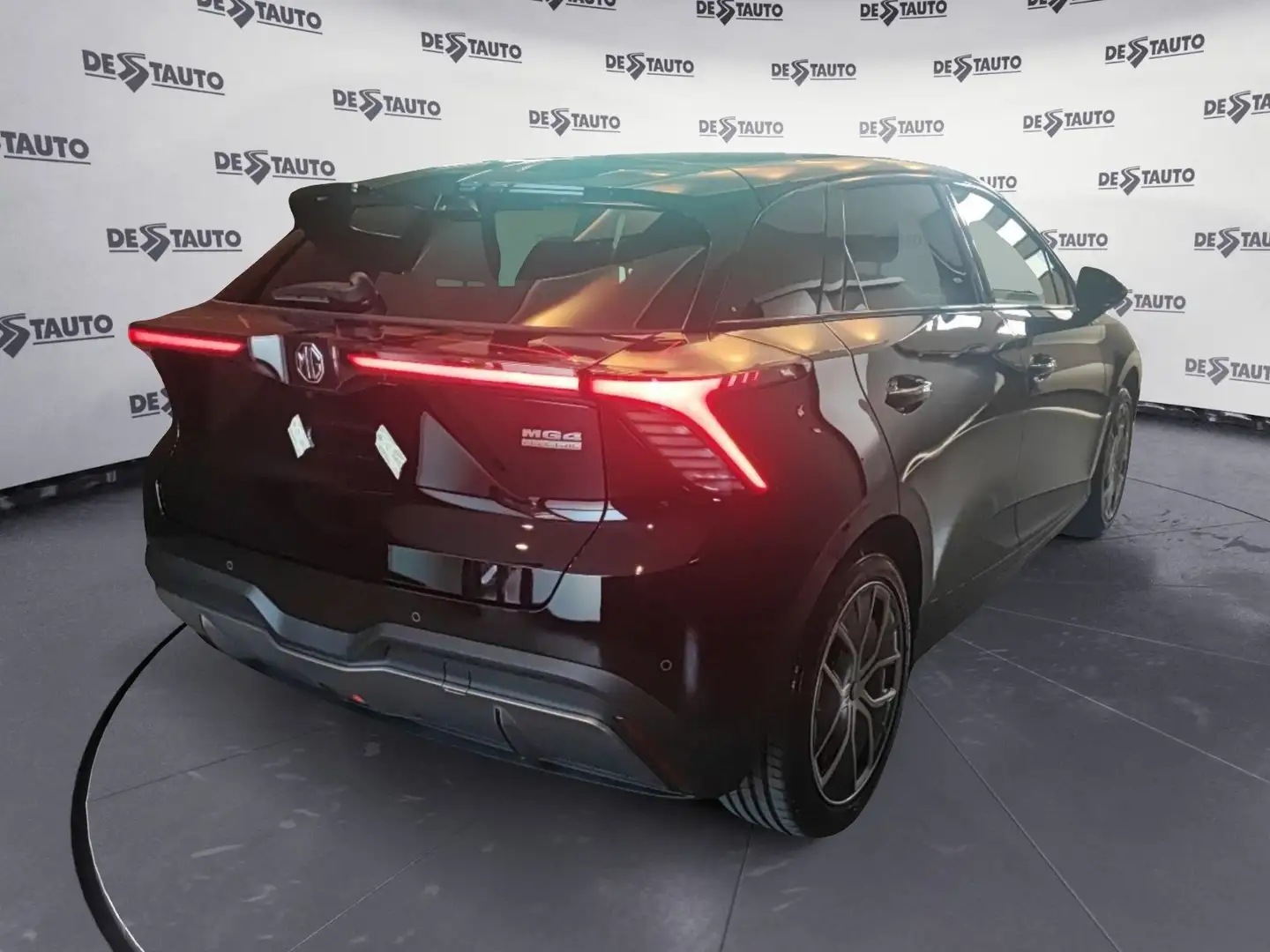 MG MG4 MG4 Luxury 64 KWh Nero - 2