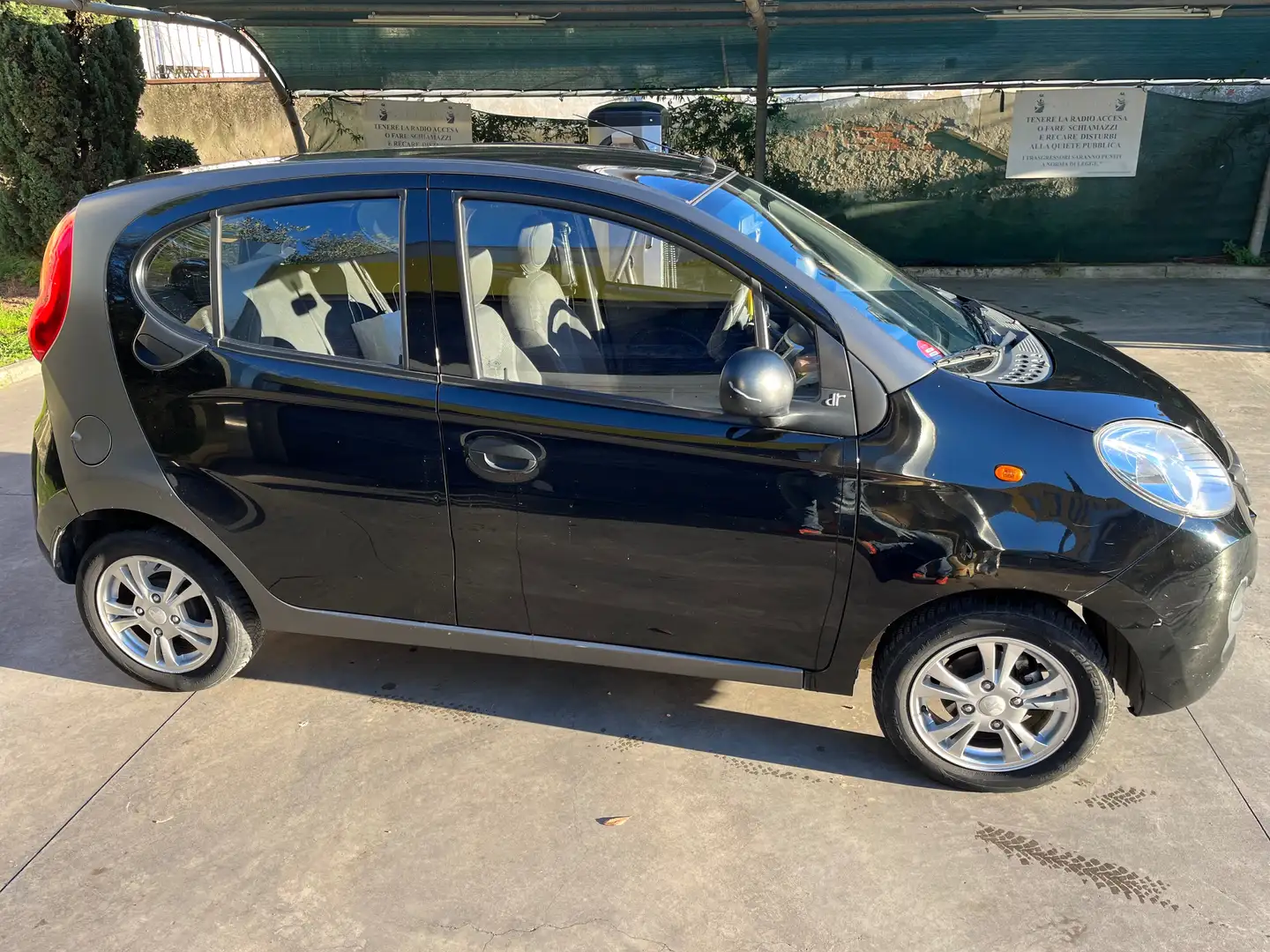 DR Automobiles DR Zero DR Zero 1.0 Gpl Schwarz - 2