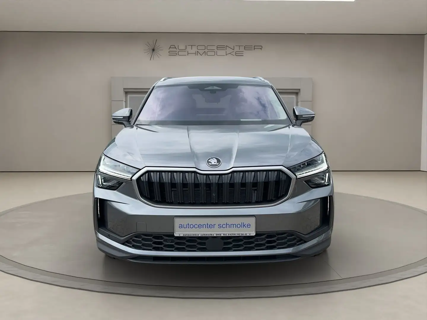 Skoda Kodiaq Kodiaq 2.0 TDi DSG Selection*7Sitze*AHK*Matrix  BC Grau - 2