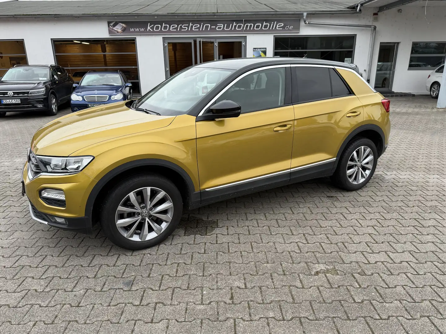 Volkswagen T-Roc 1.5 TSI DSG*orig.22tkm,1.Hand,top* Gelb - 1