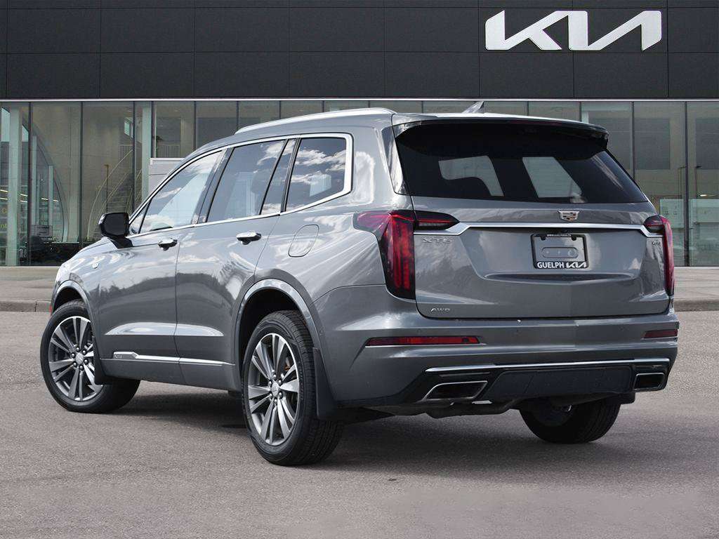 2022 Cadillac XT6