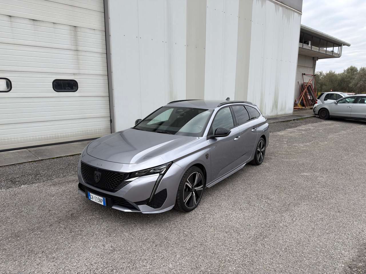 Peugeot 308 SW 1.5 bluehdi GT EAT8 "SPOTICAR"