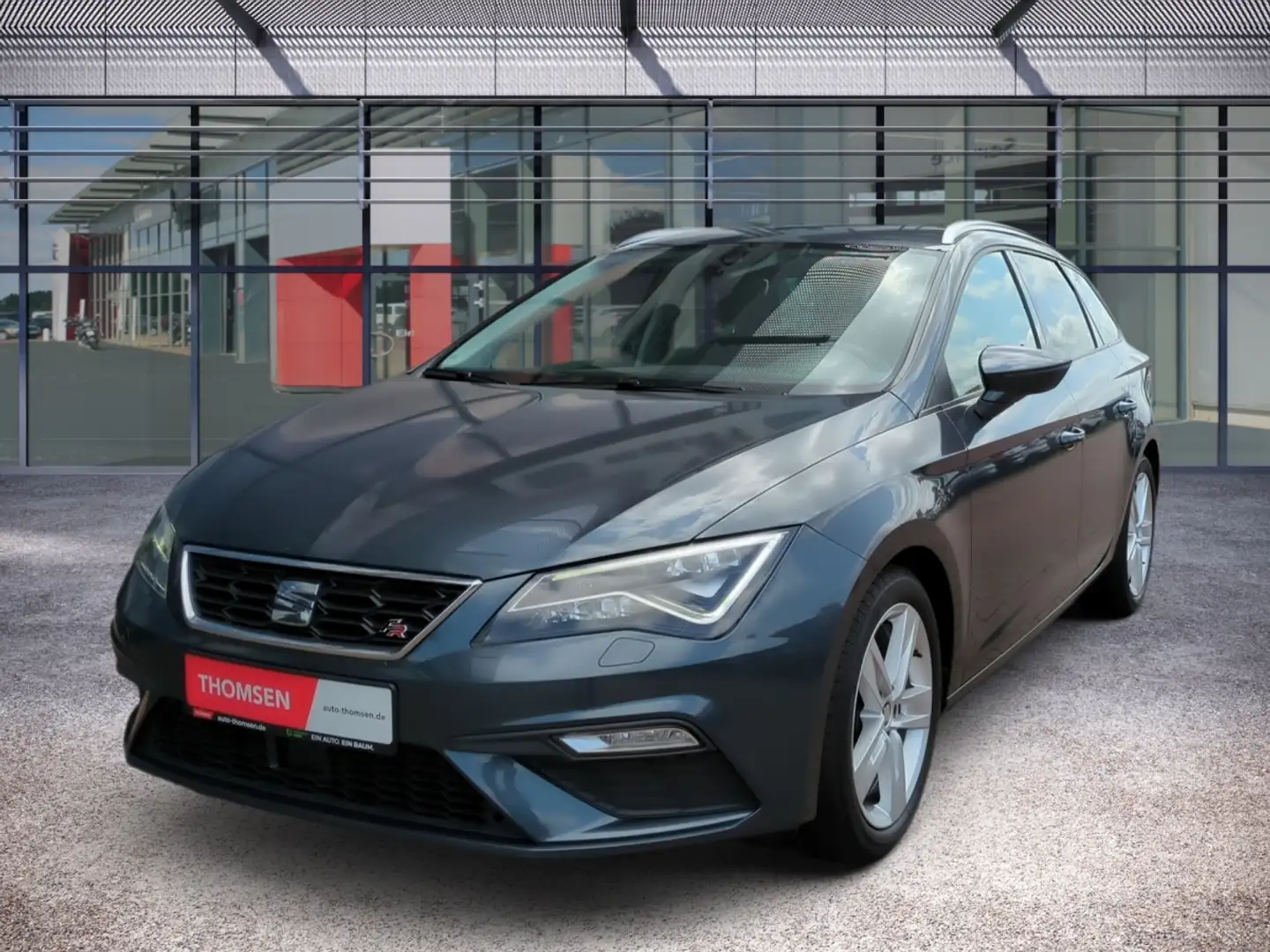 SEAT Leon ST 1.5 TSI FR Navi ACC LED DSG KlimaA SHZ Grau - 2