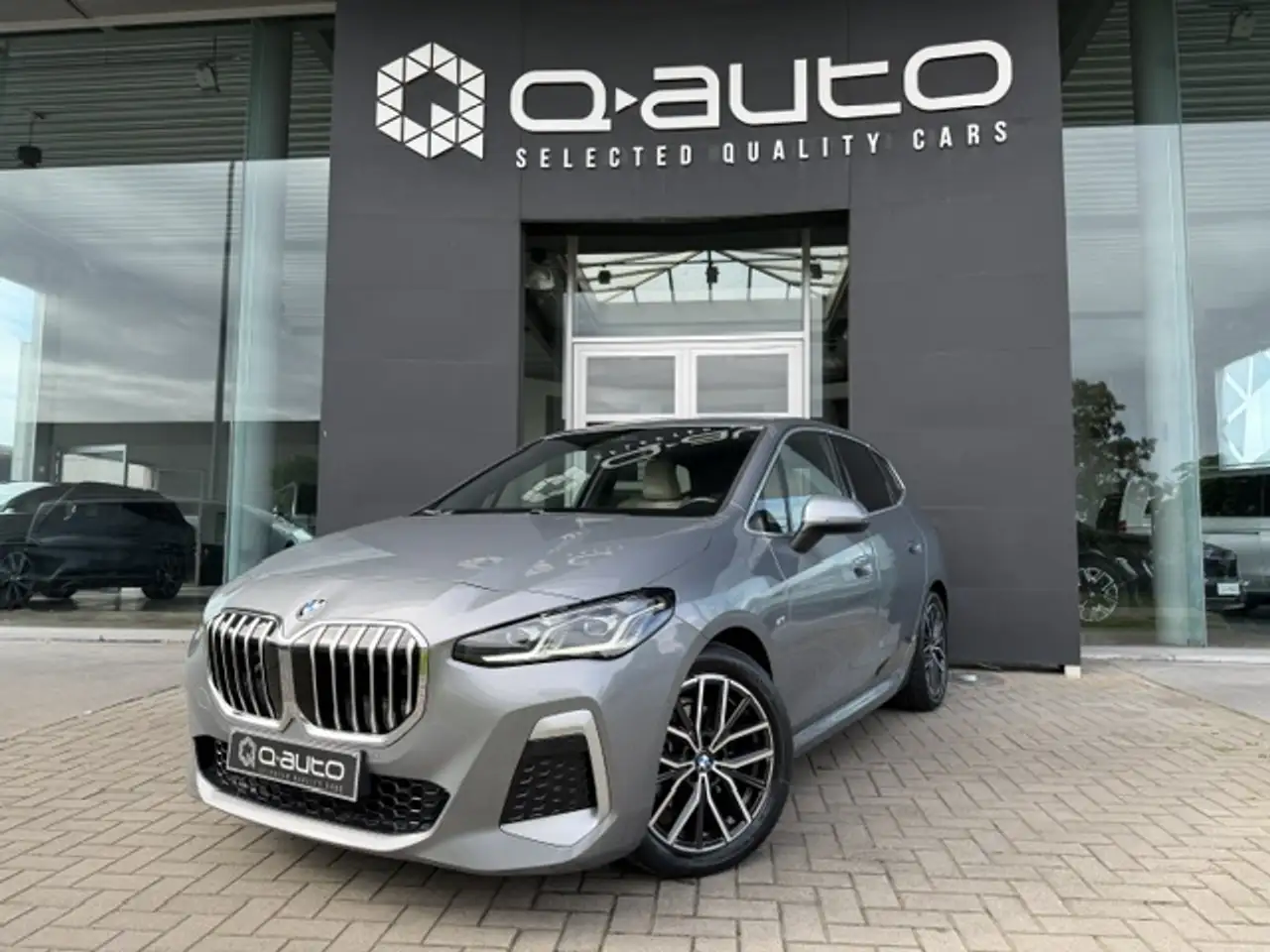 BMW 220 iAS Active Tourer M-Sport / GPS Widescreen / Cam / H&K / LED /