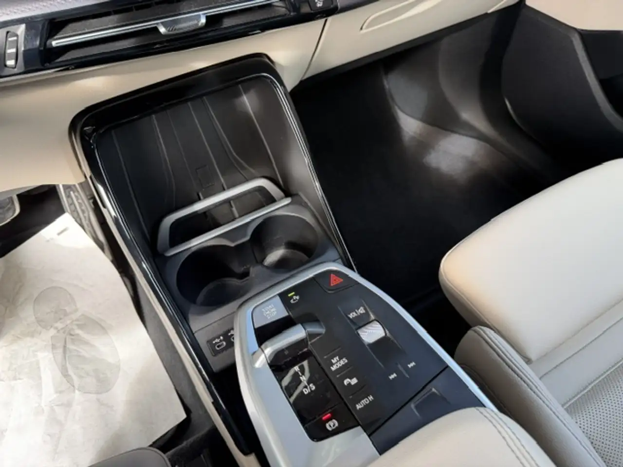 BMW 220 iAS Active Tourer M-Sport / GPS Widescreen / Cam / H&K / LED /, миниатюра 15