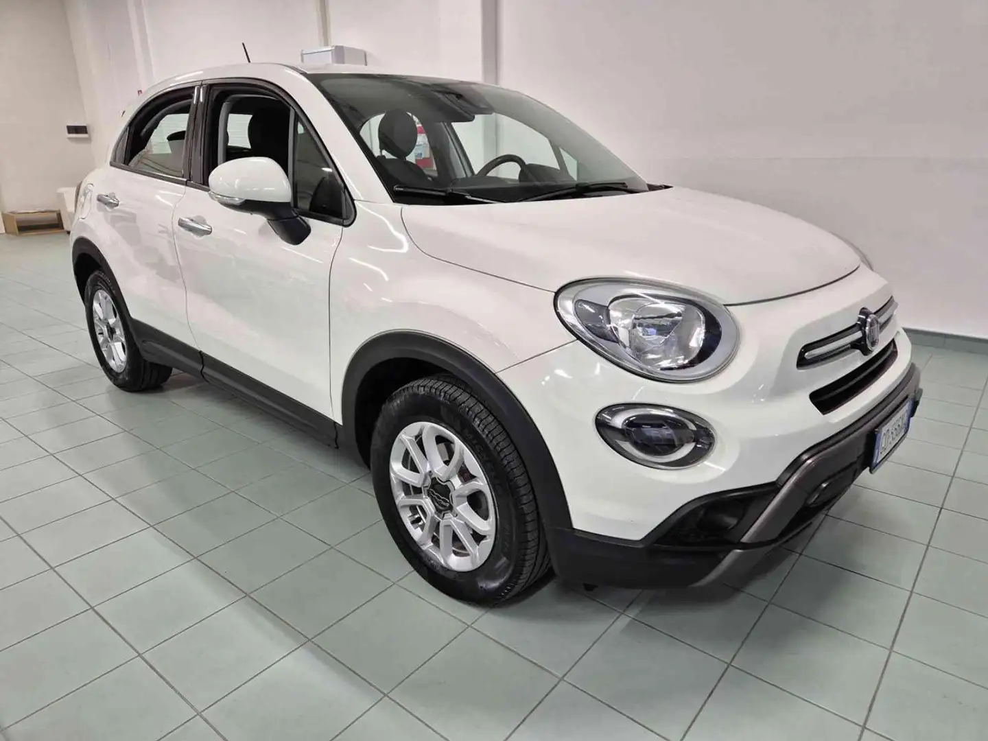 Fiat 500X 1.3 MultiJet 95 CV City Cross Blanc - 1