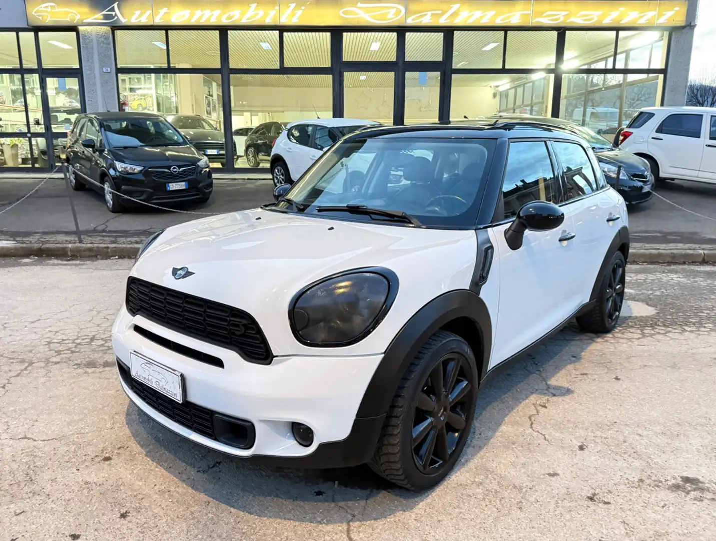 MINI Cooper SD Countryman Mini 2.0 Cooper D Countryman Automatica Weiß - 1